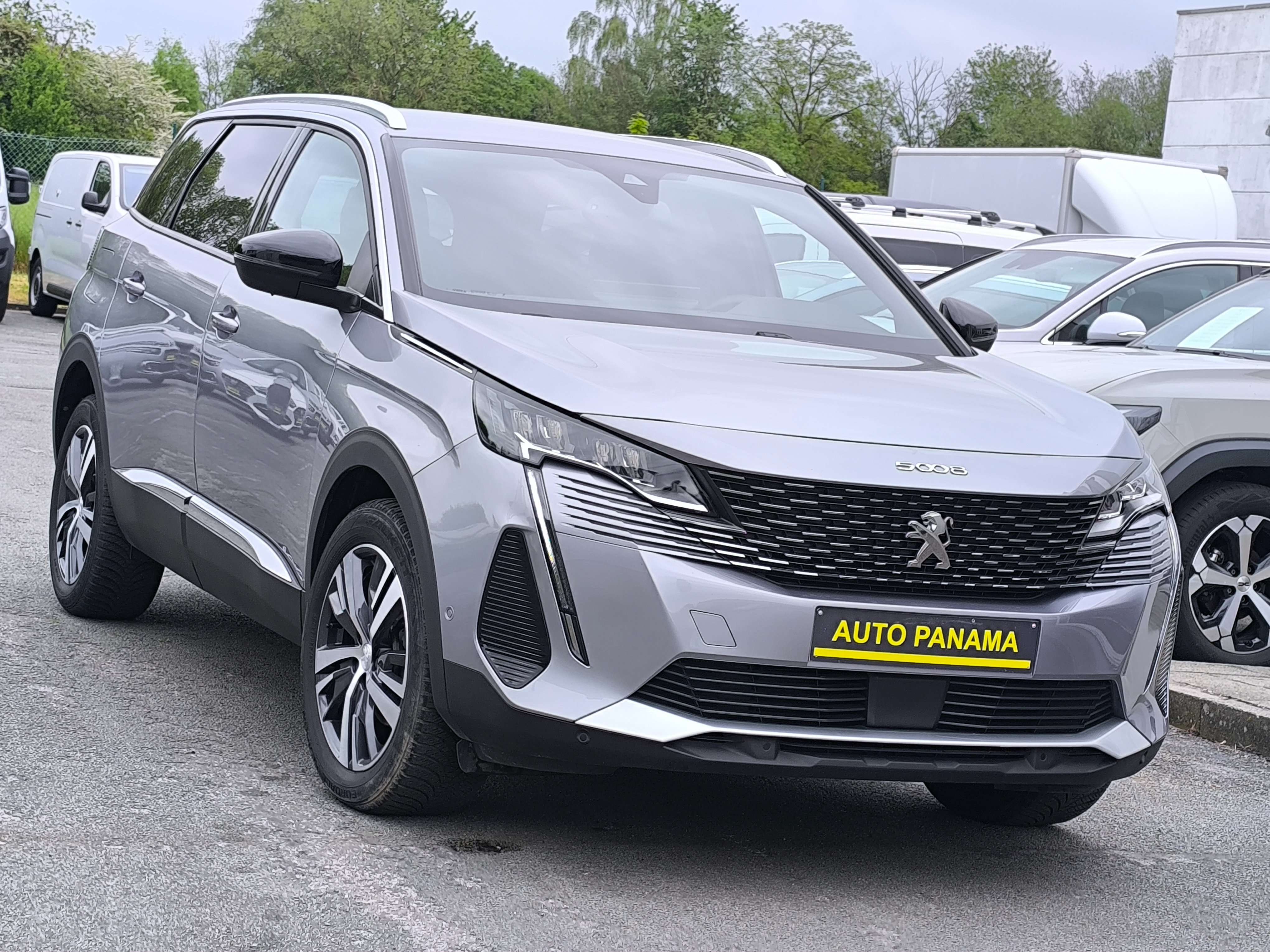 Peugeot 5008 1.2 ESSENCE Allure Pack CLIM GPS CAMERA 7 PLACES