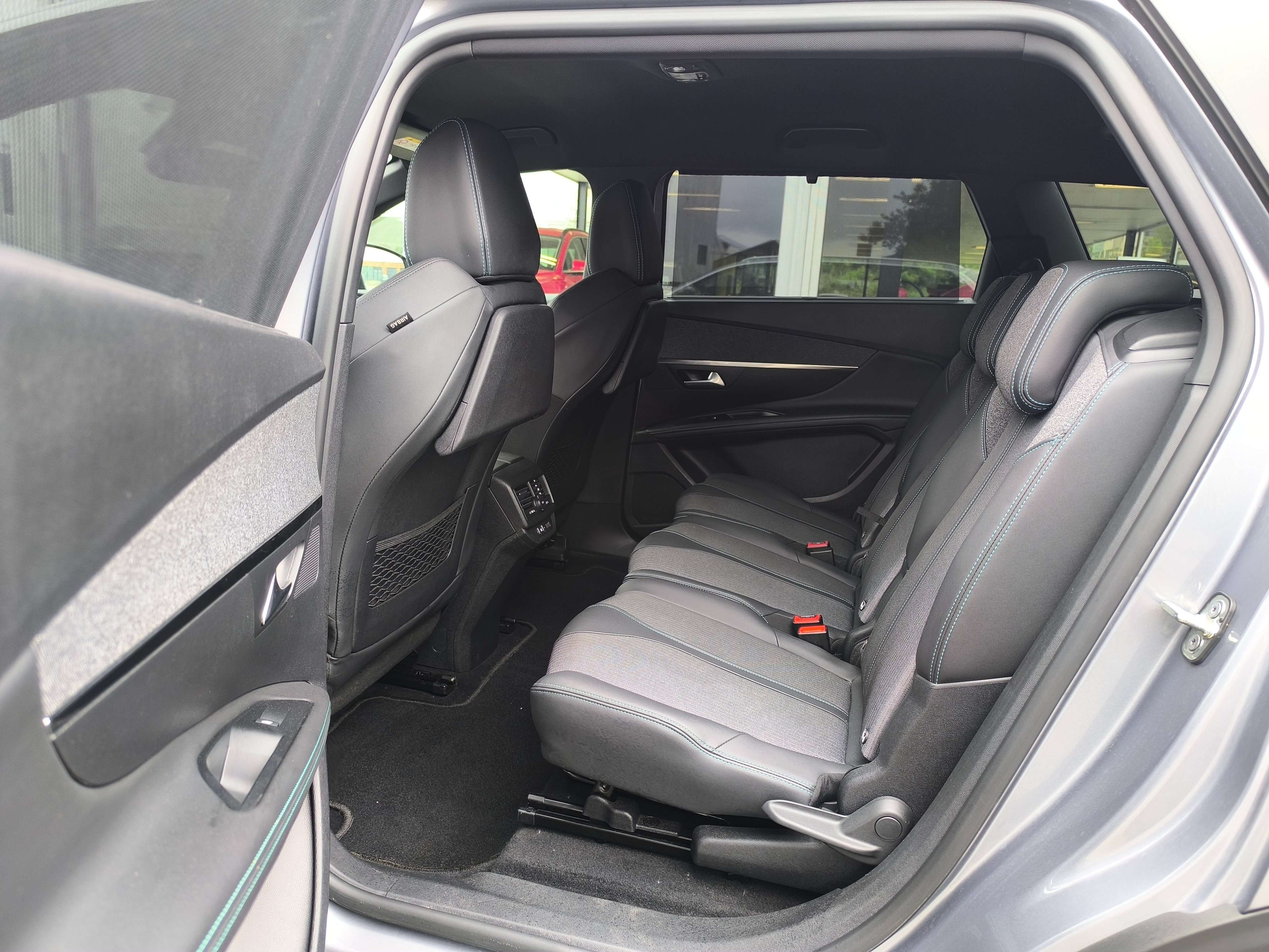Peugeot 5008 1.2 ESSENCE Allure Pack CLIM GPS CAMERA 7 PLACES