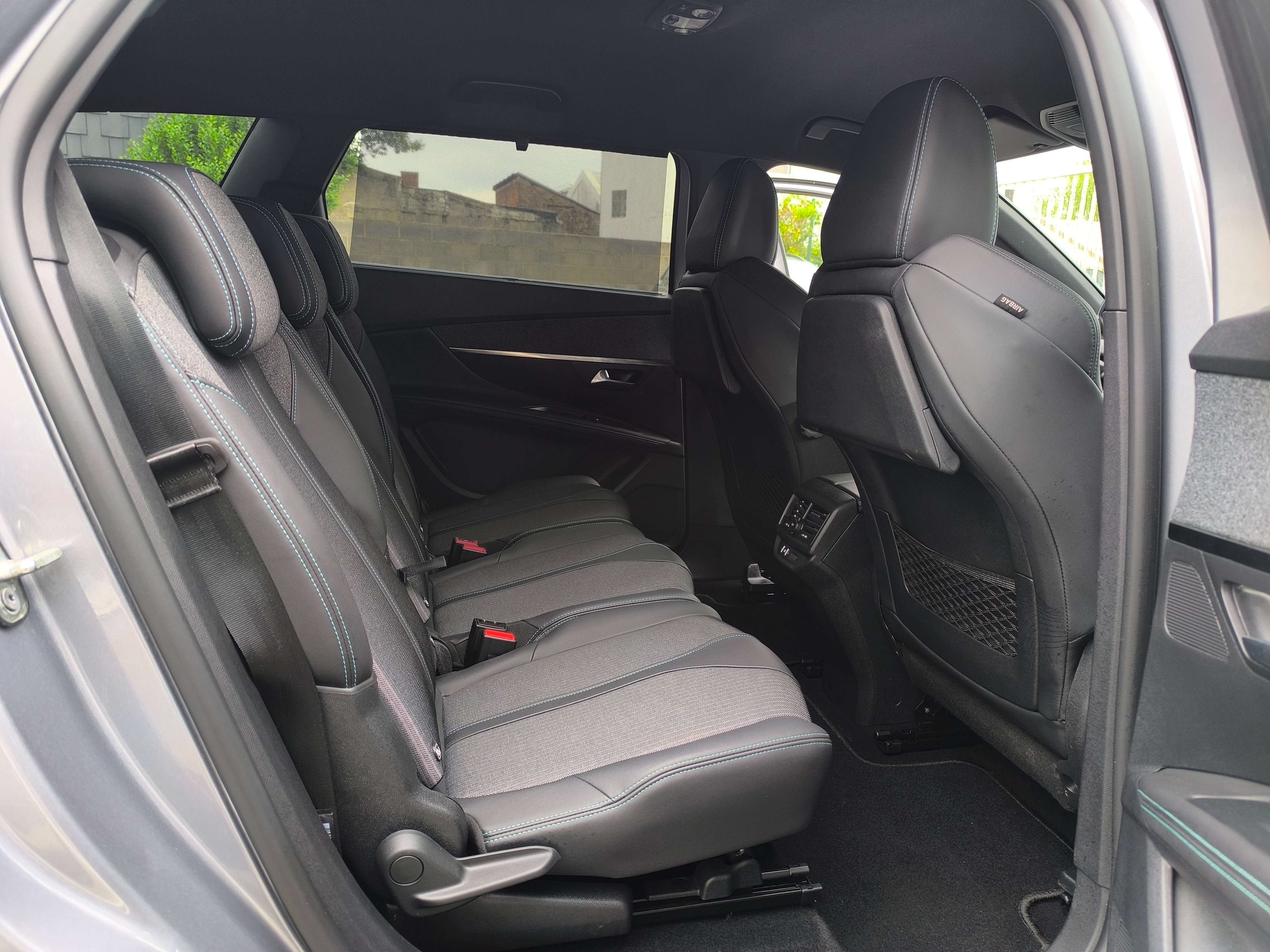 Peugeot 5008 1.2 ESSENCE Allure Pack CLIM GPS CAMERA 7 PLACES