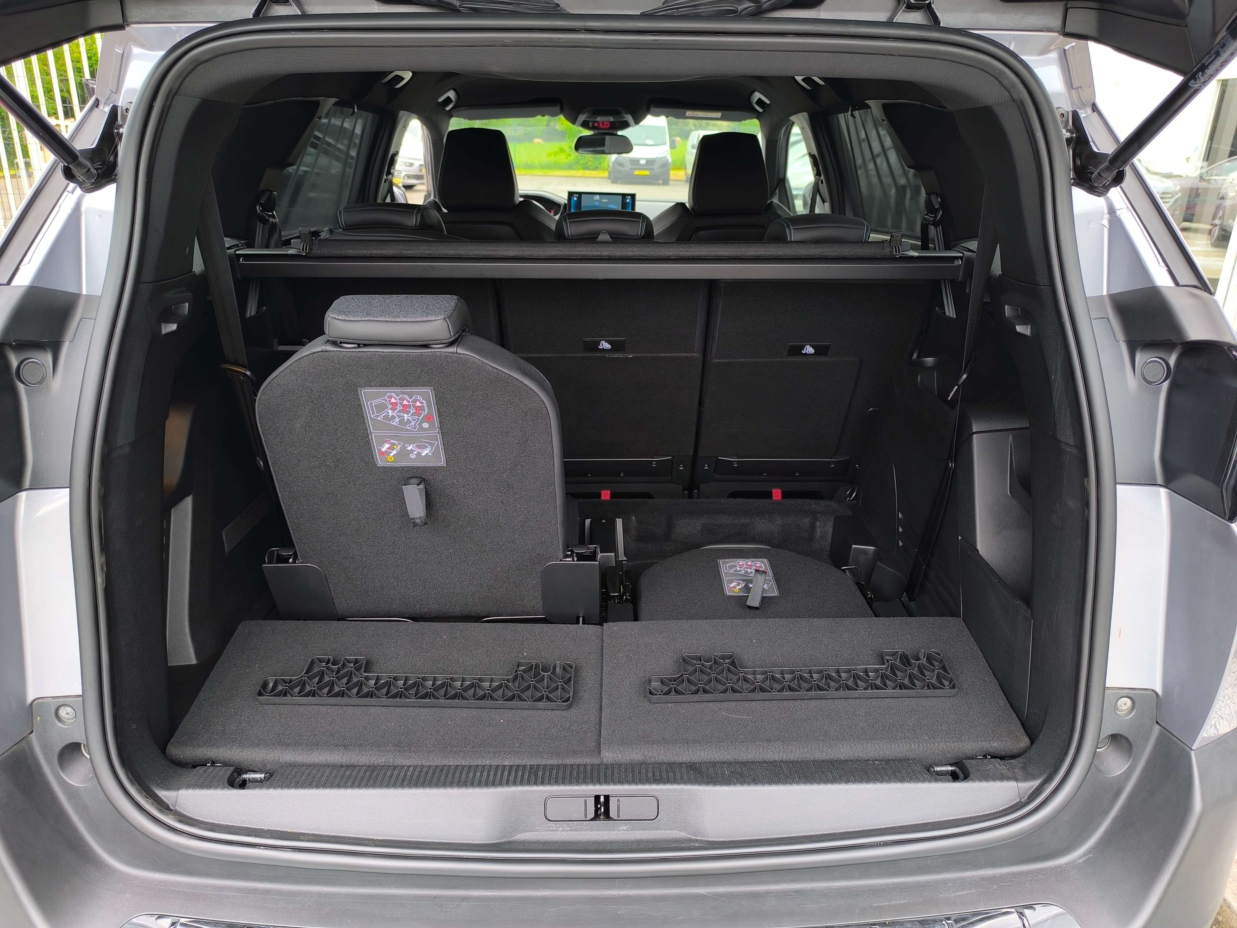 Peugeot 5008 1.2 ESSENCE Allure Pack CLIM GPS CAMERA 7 PLACES