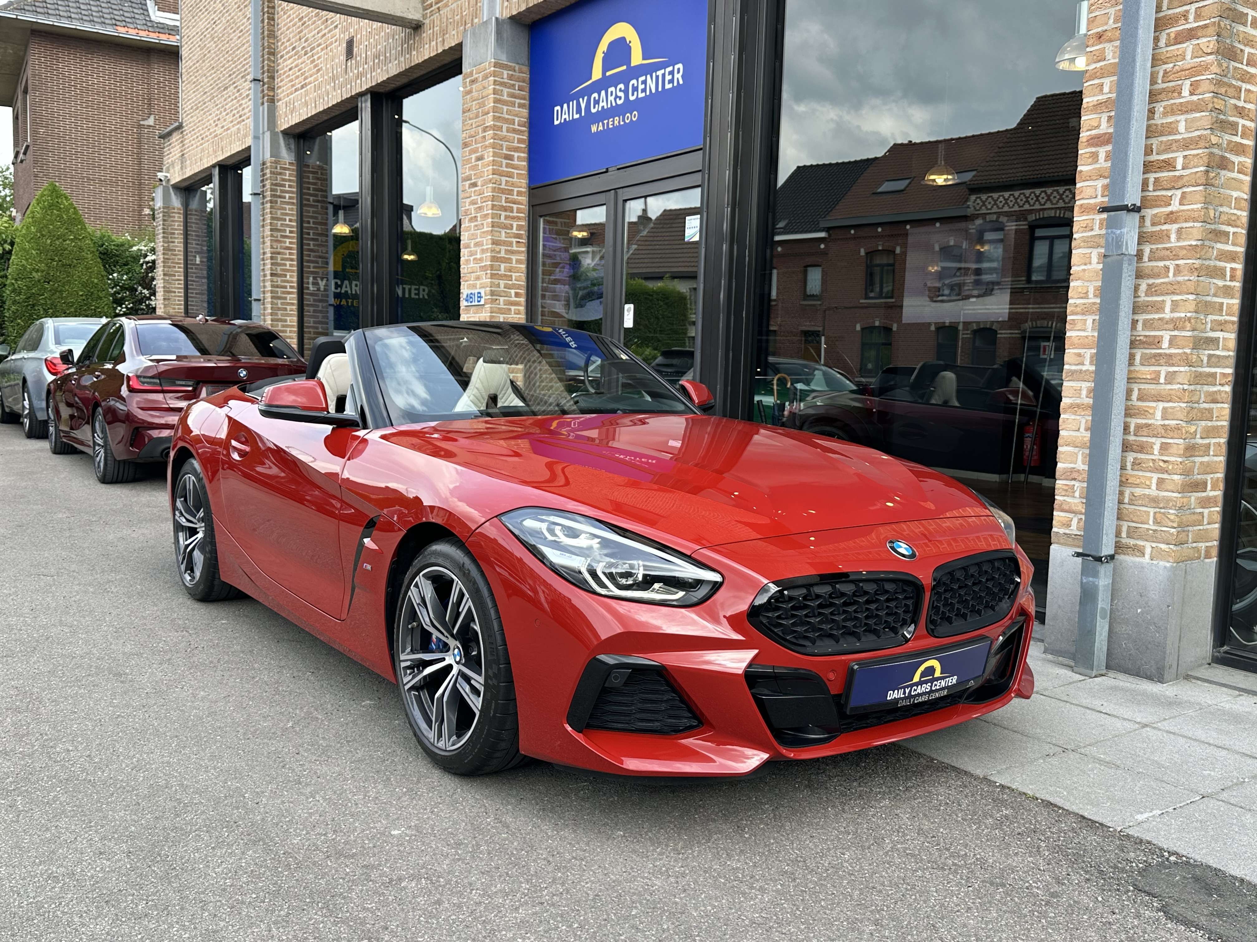 BMW Z4 2.0iAS sDrive30i I M Sport I Cuir I CarPlay I 1er main I HK I Cam