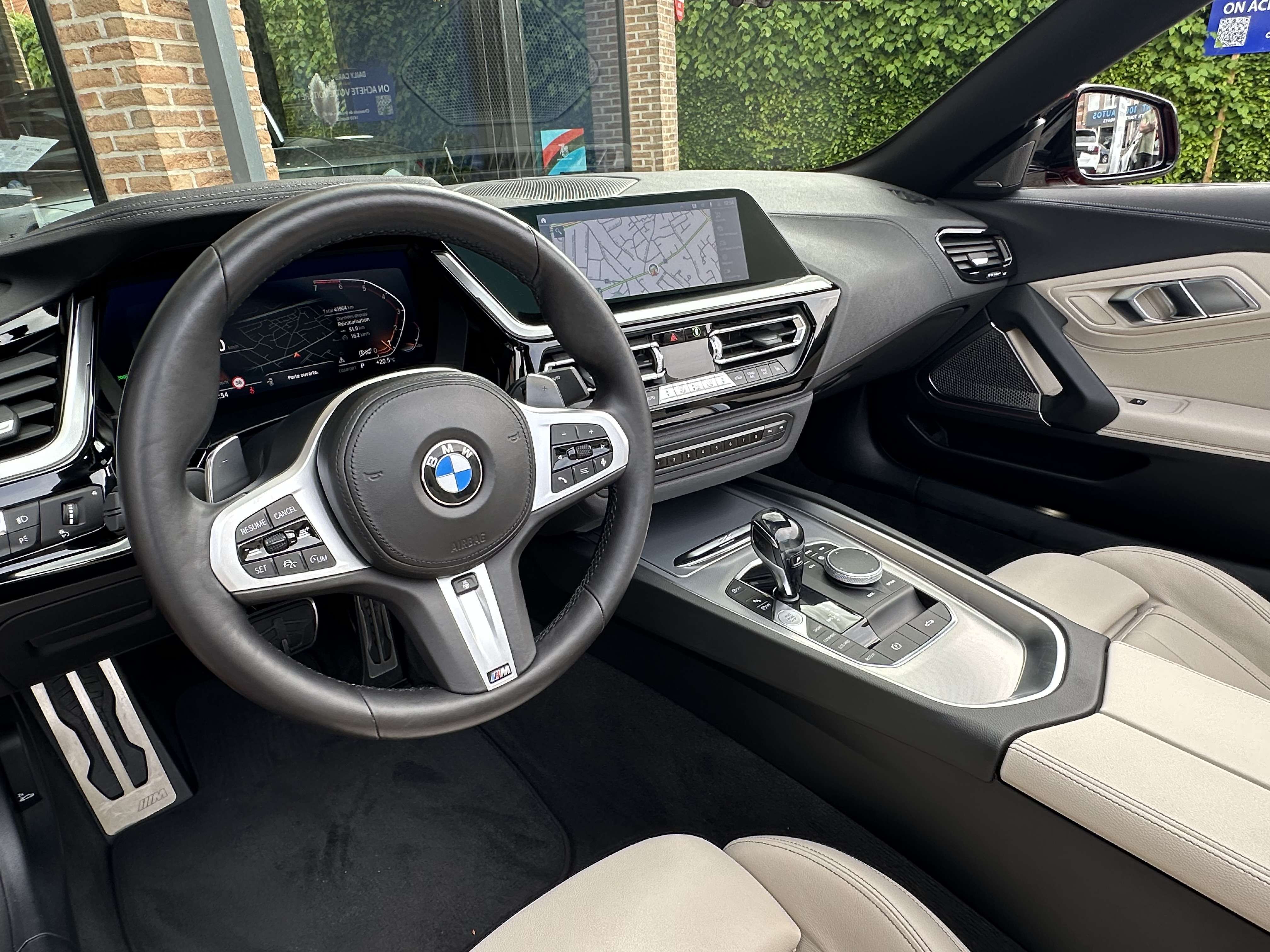 BMW Z4 2.0iAS sDrive30i I M Sport I Cuir I CarPlay I 1er main I HK I Cam