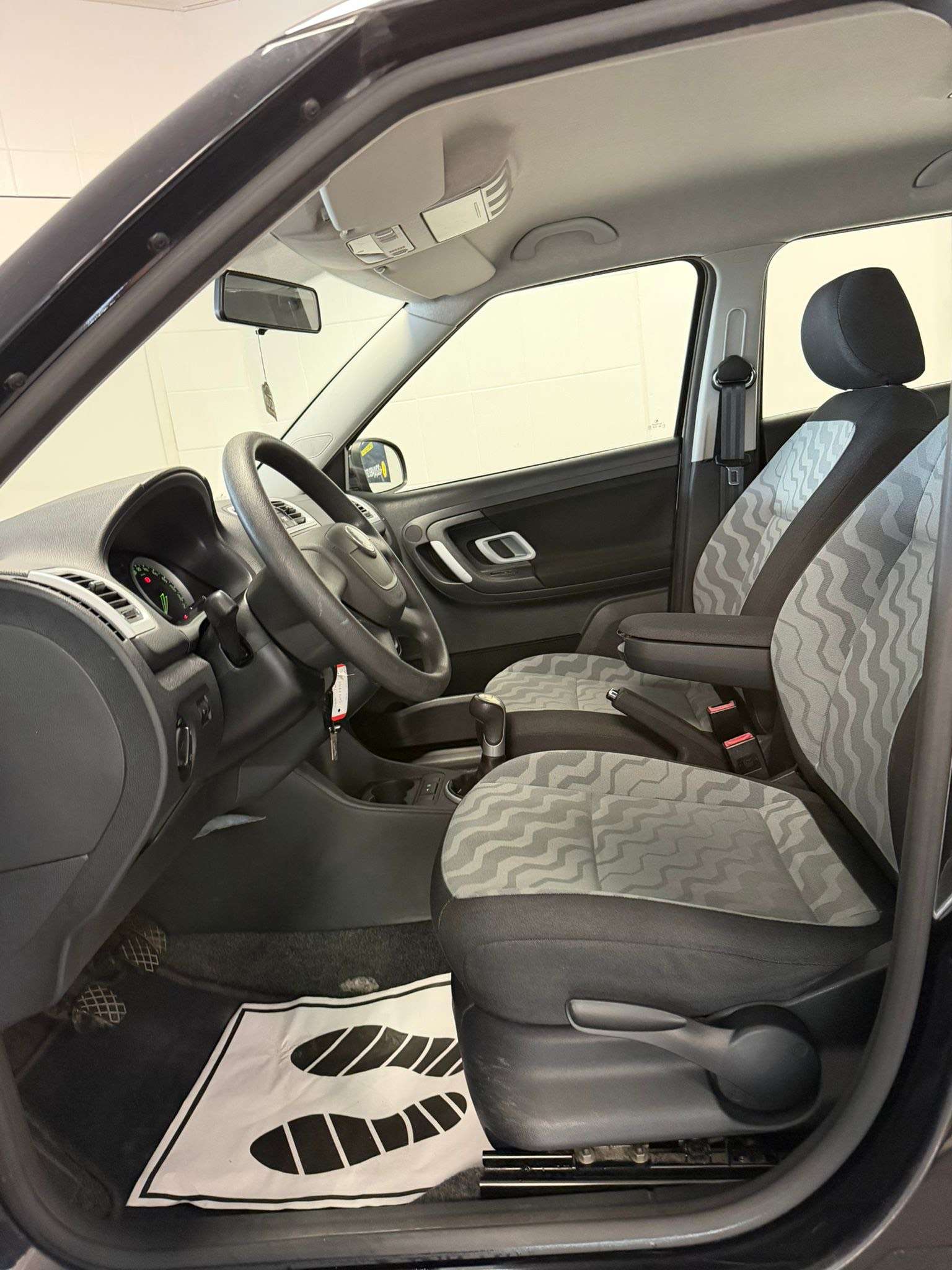 Skoda Fabia 1.2i Ambiente 1 Jaar garantie