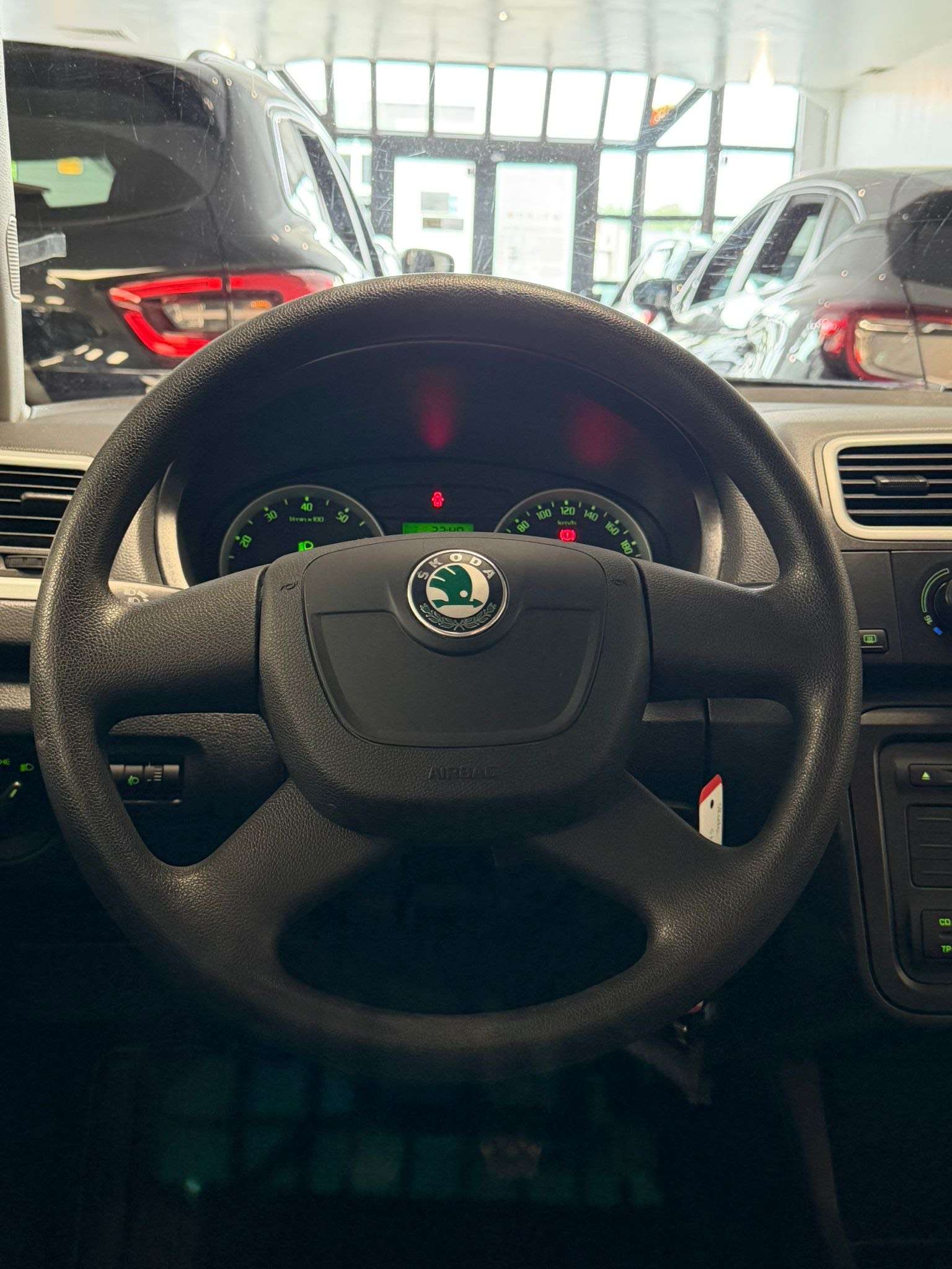 Skoda Fabia 1.2i Ambiente 1 Jaar garantie