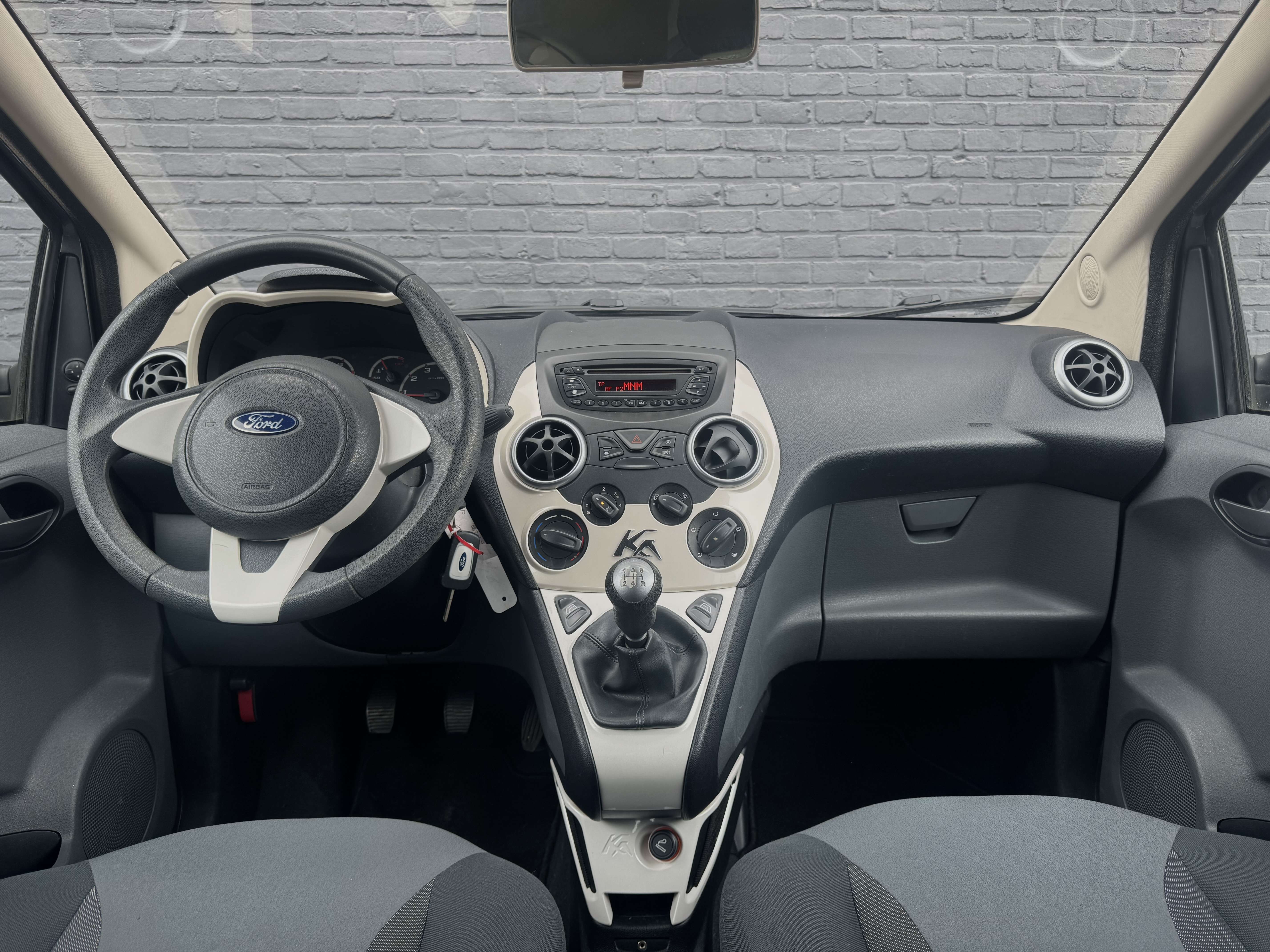 Ford Ka/Ka+ 1.2i Titanium * 95Dkm * Airco * Garantie