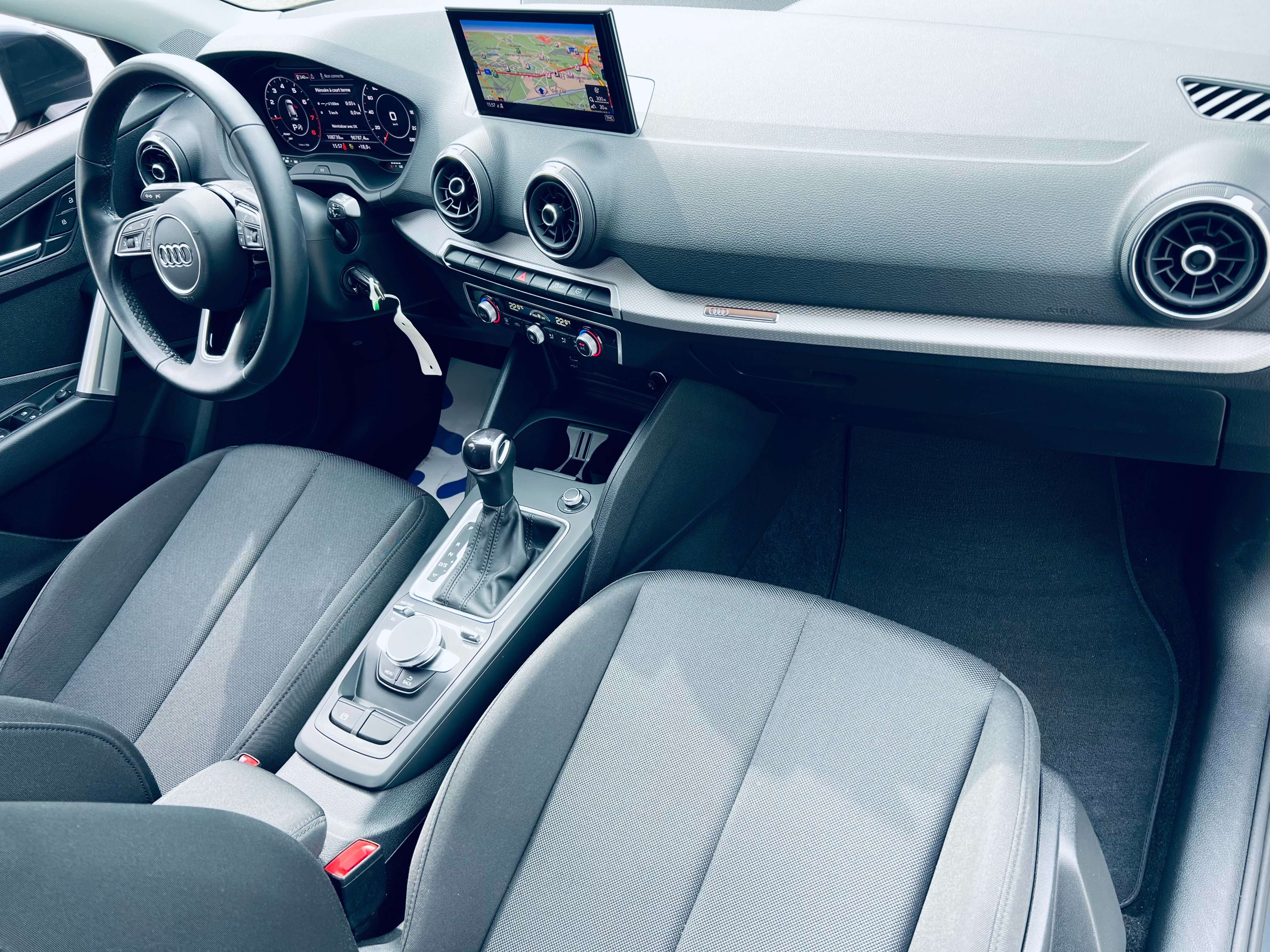 Audi Q2 35 TFSI S-tronic+NAVI+LED+CRUISE+CARNET+GARANTIE