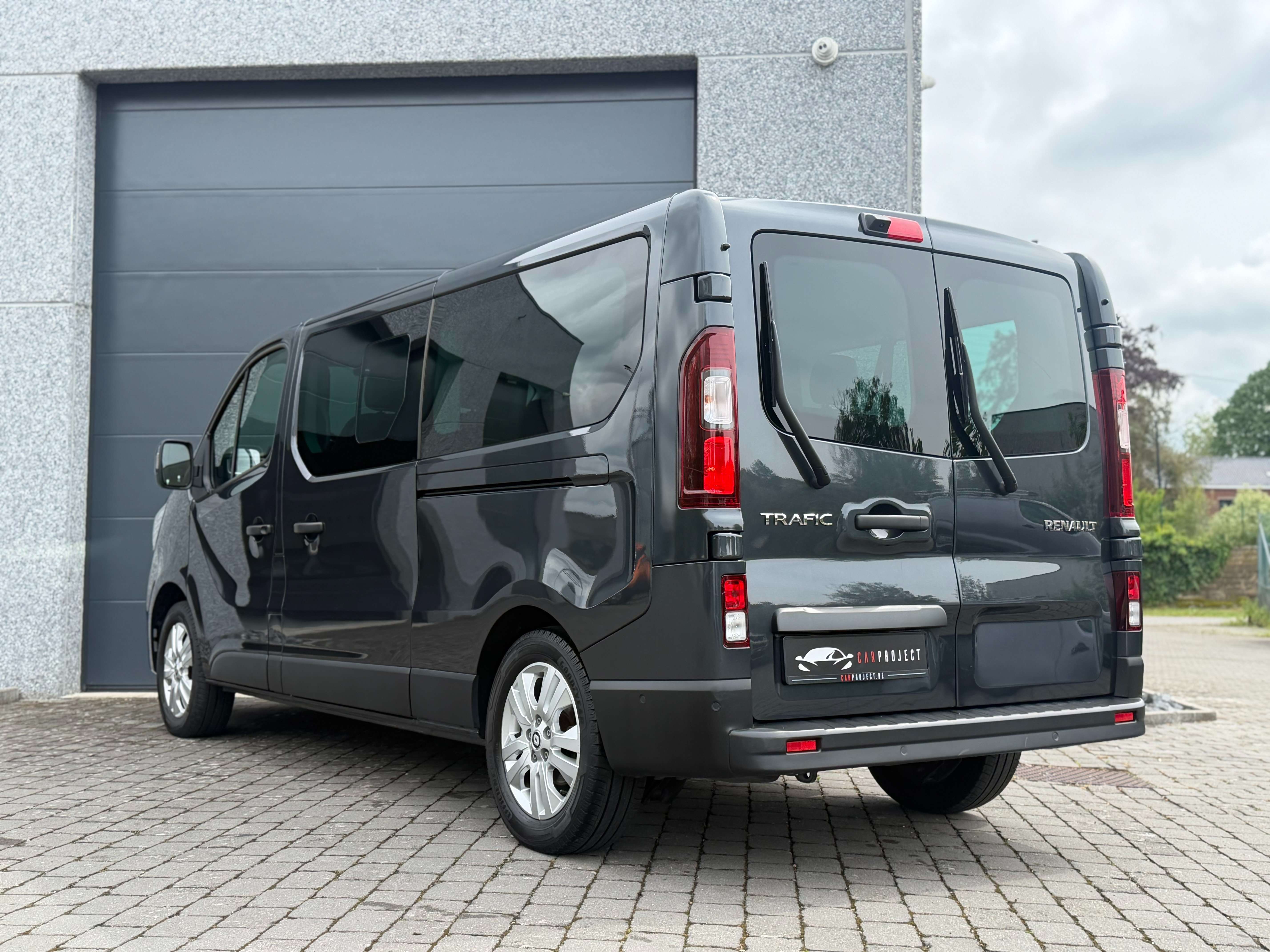 Renault Trafic 2.0 BluedCi, 9PLACES, Boite Auto, Camera, Capteurs AV/AR, GPS,