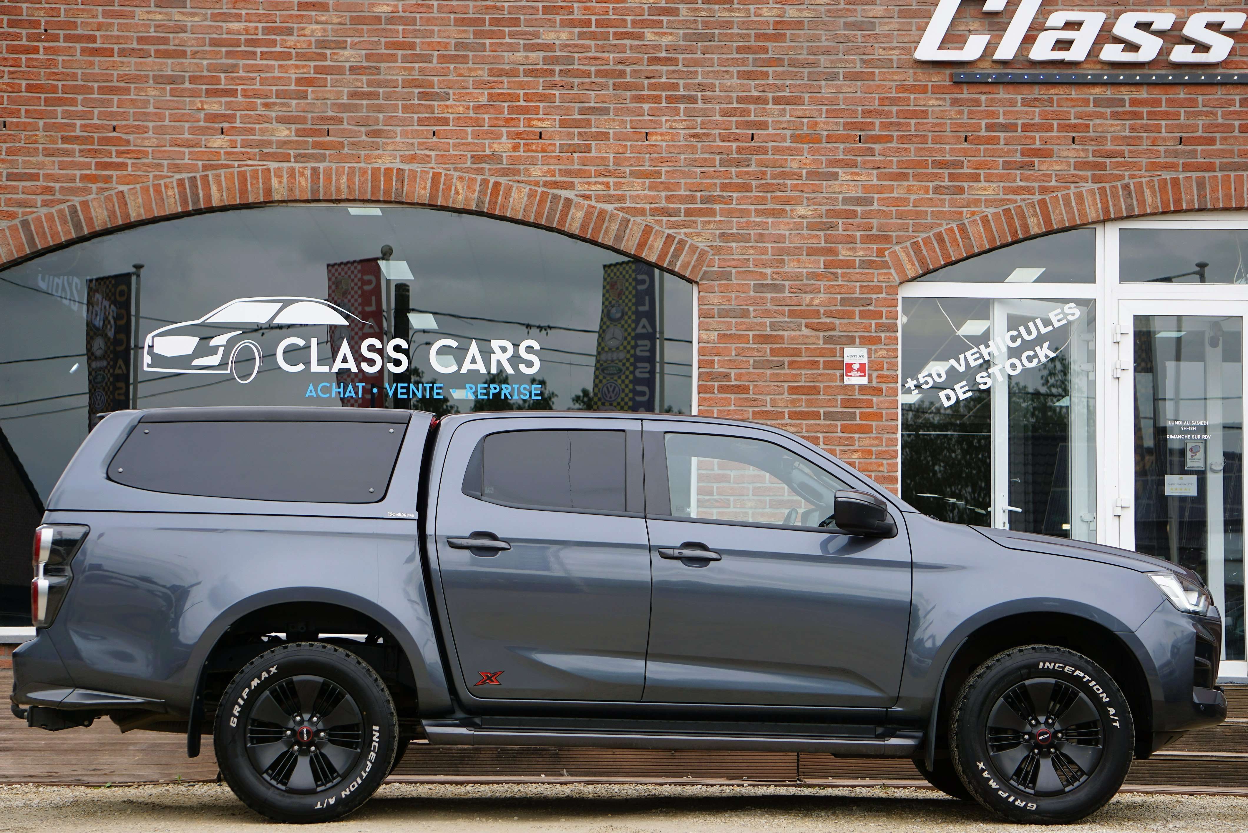 Isuzu D-Max 1.9 TURBO D 4WD X-SERIES HARDTOP CARPLAY CARNET COMPLET