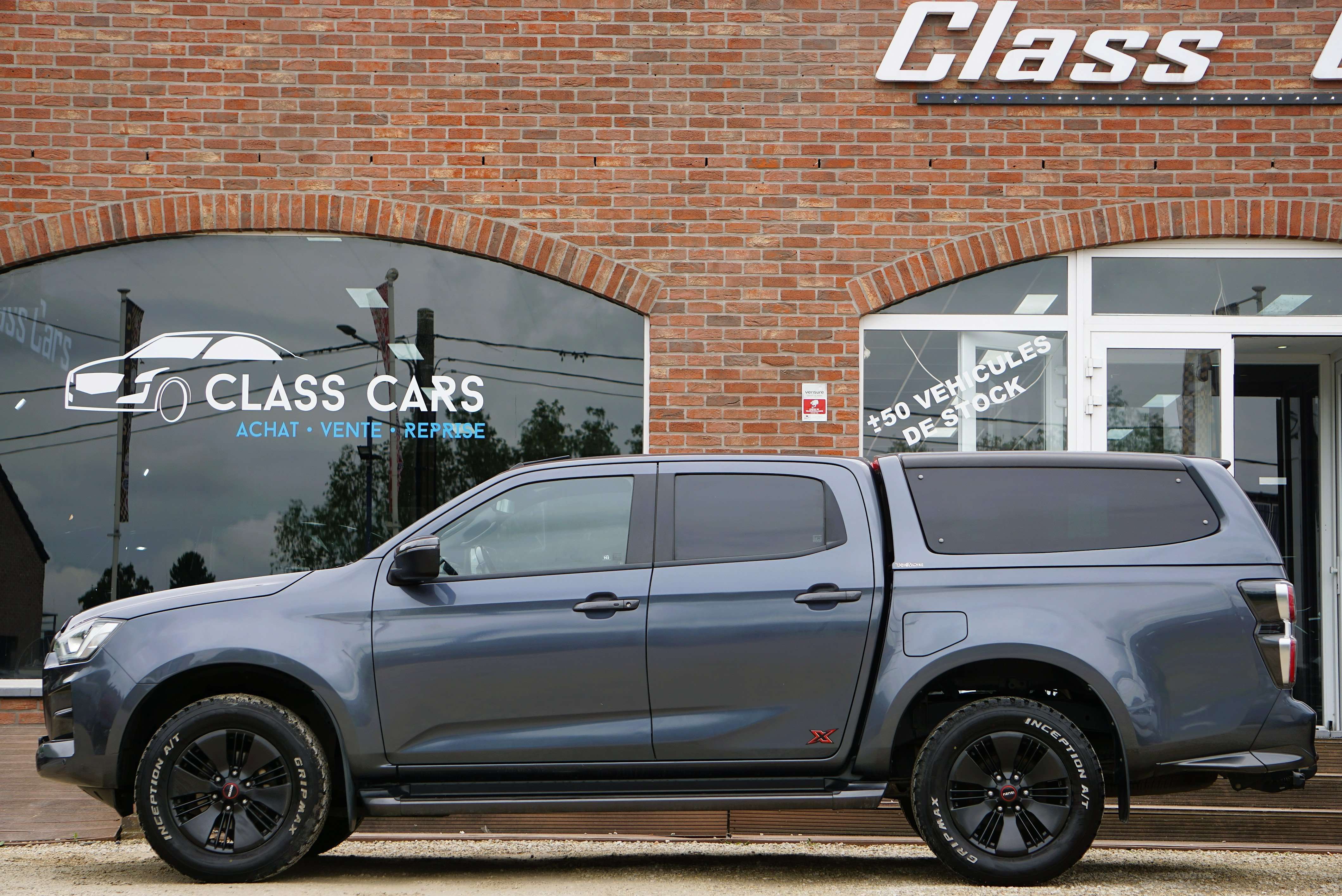 Isuzu D-Max 1.9 TURBO D 4WD X-SERIES HARDTOP CARPLAY CARNET COMPLET