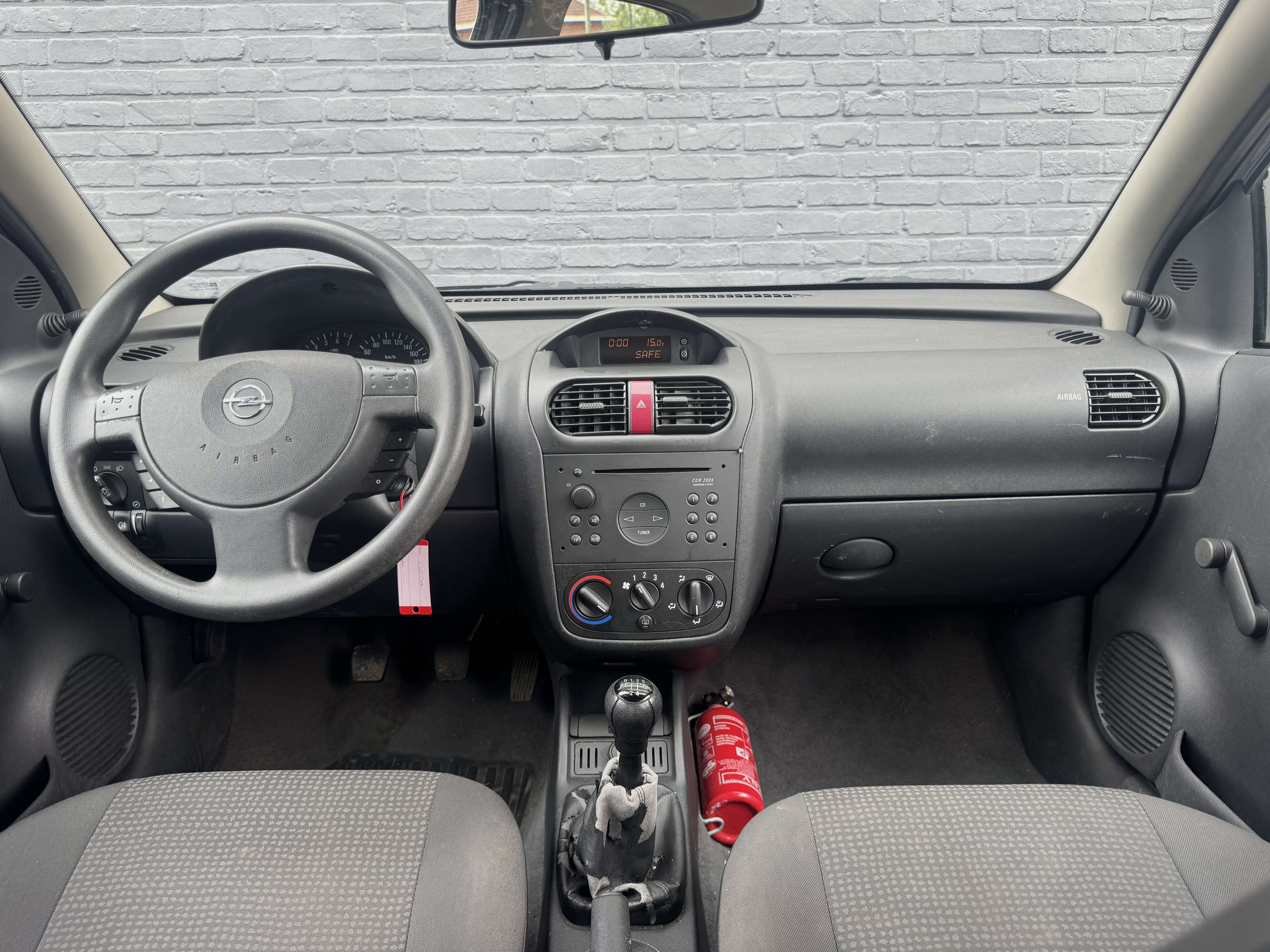 Opel Corsa 1.2i XE 16v * 104Dkm * Garantie