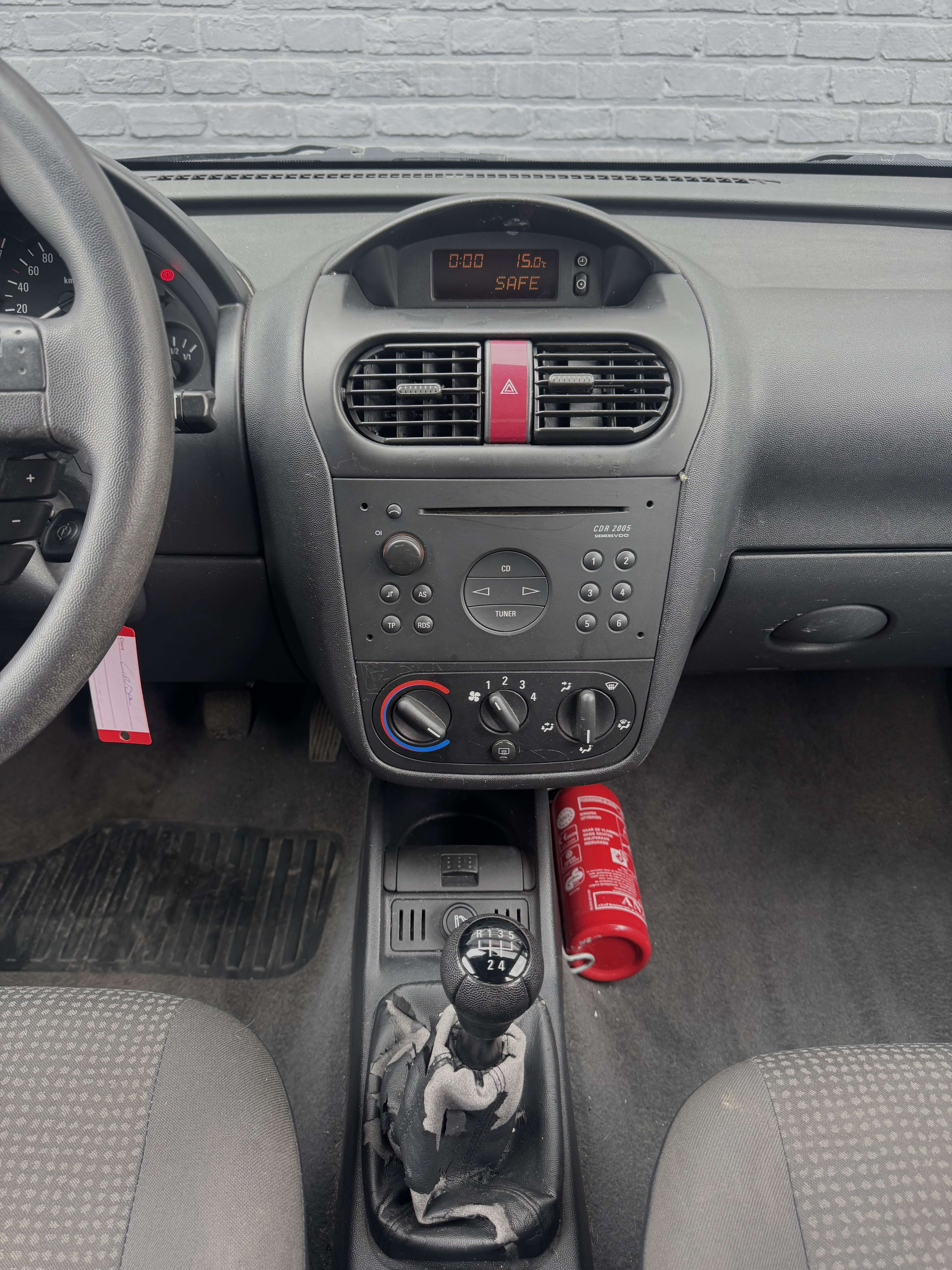 Opel Corsa 1.2i XE 16v * 104Dkm * Garantie