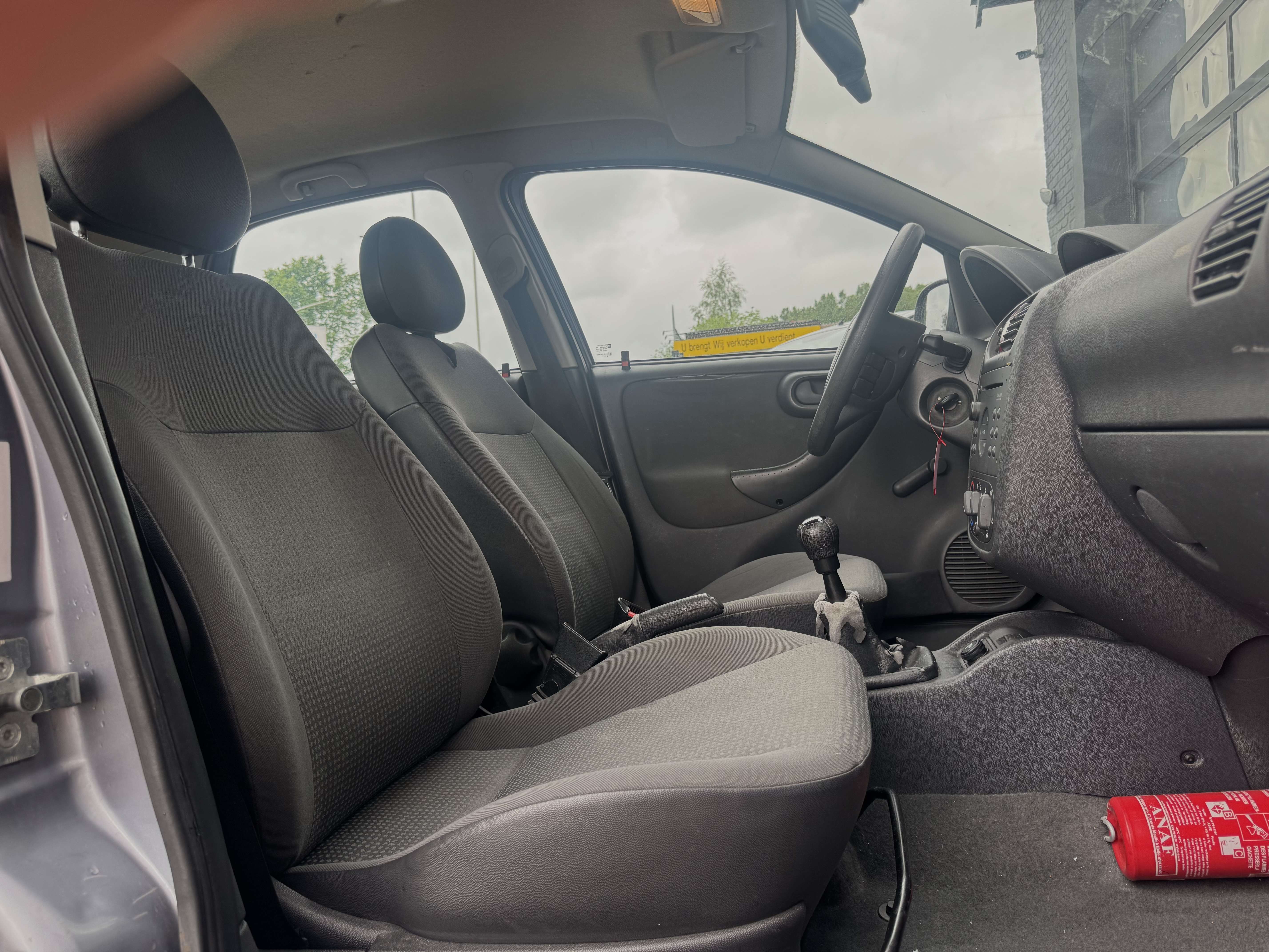 Opel Corsa 1.2i XE 16v * 104Dkm * Garantie
