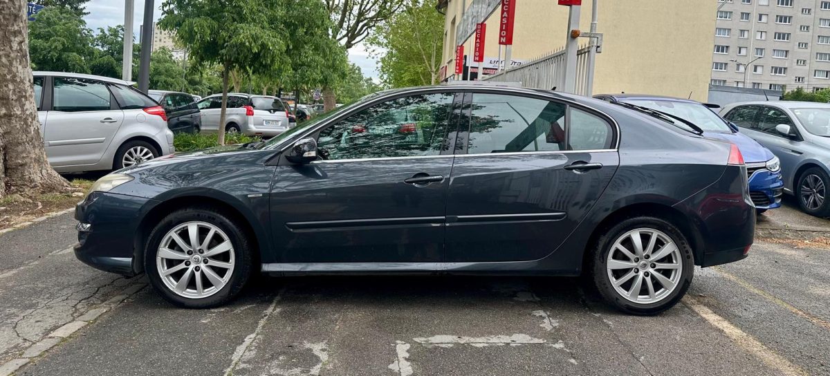 Renault Laguna III 1.5 dCi 110 BOSE EDITION