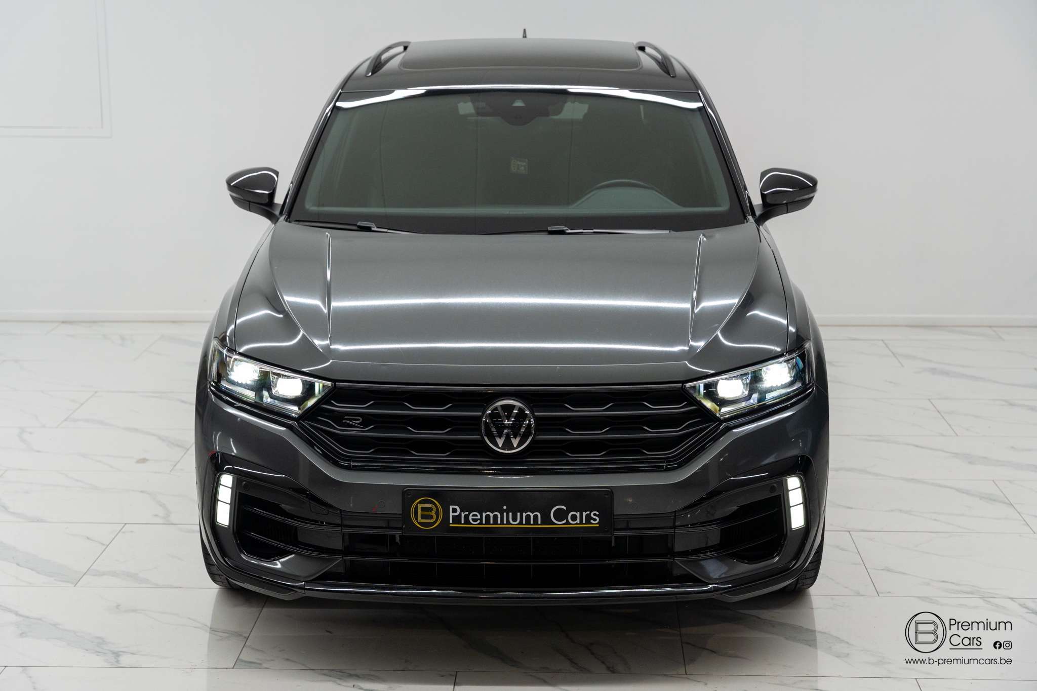 Volkswagen T-Roc R 2.0tsi 4 motion! Full, Akrapovic, Pano, garantie!