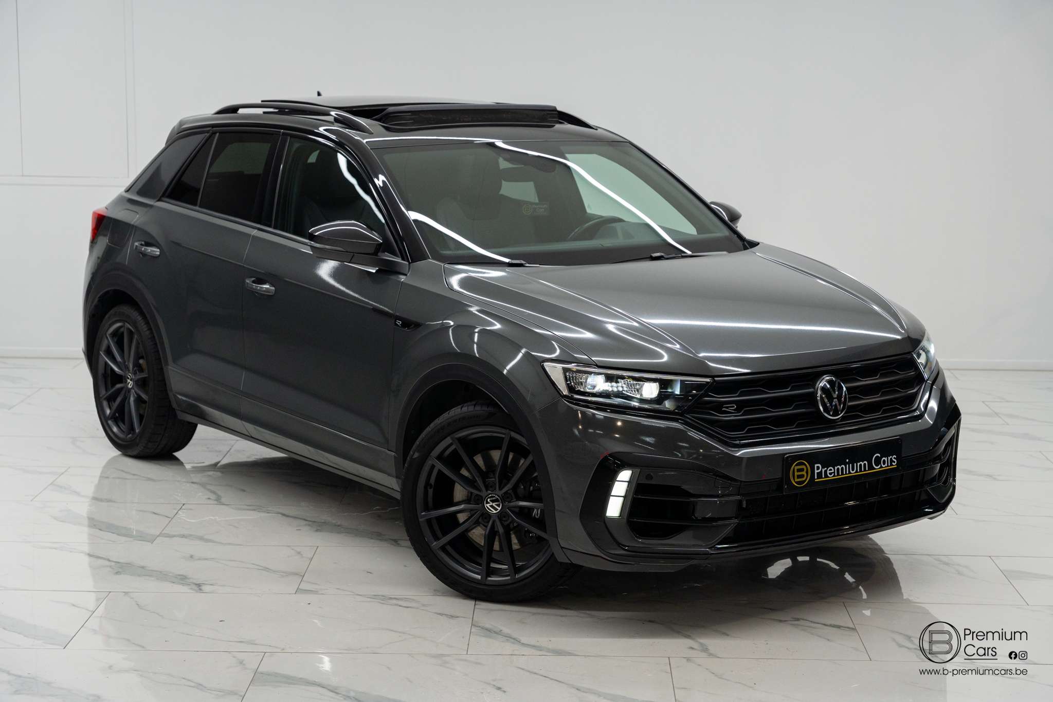 Volkswagen T-Roc R 2.0tsi 4 motion! Full, Akrapovic, Pano, garantie!