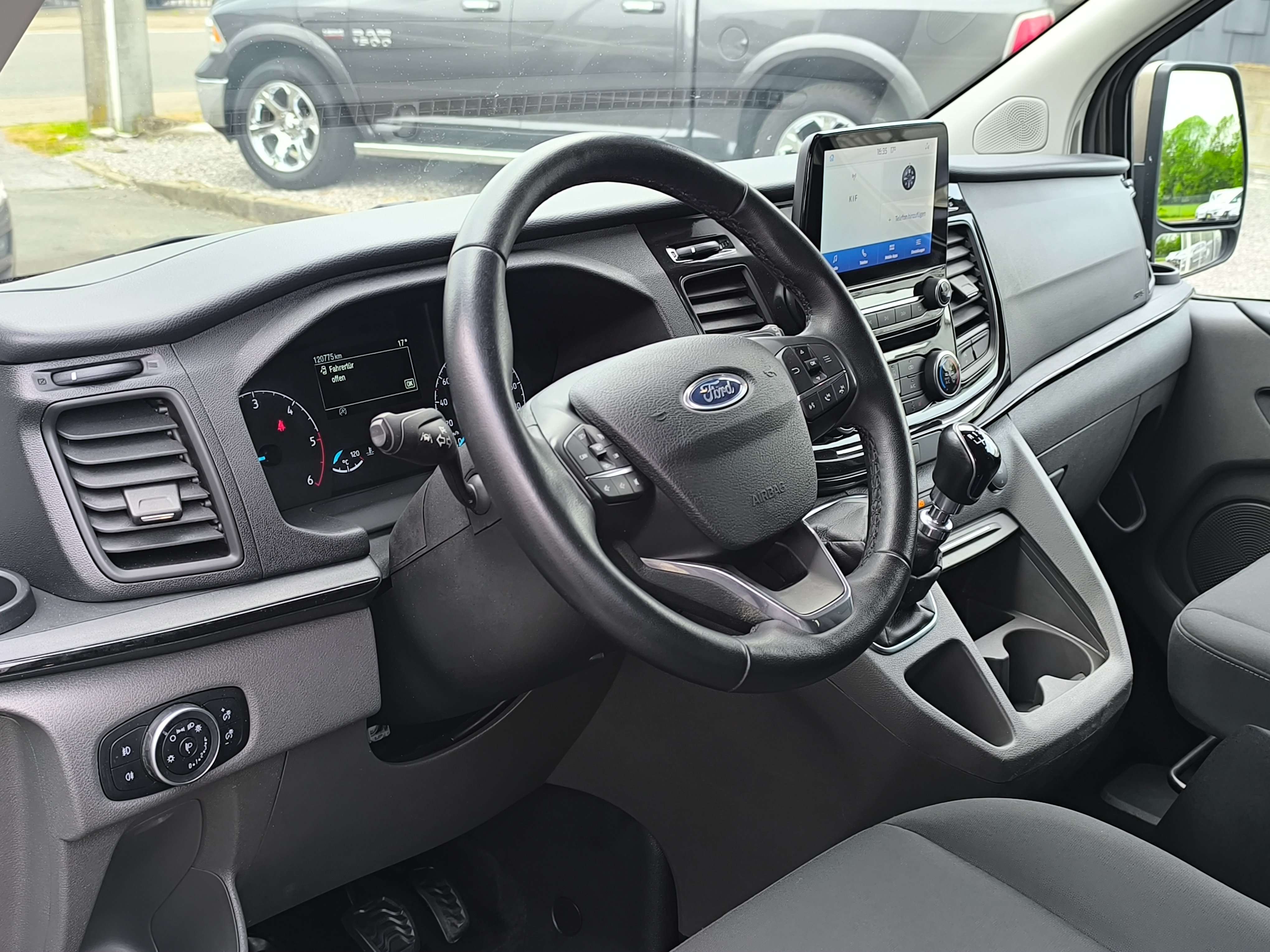 Ford Tourneo Custom 2.0 TDCi L1H1 Trend S/S 8 PLACES CLIM GPS