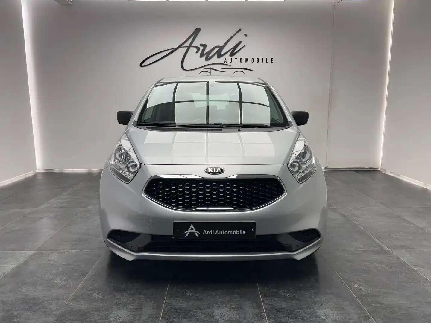 Kia Venga 1.4i *PHARE AUTO*GARANTIE 12 MOIS*