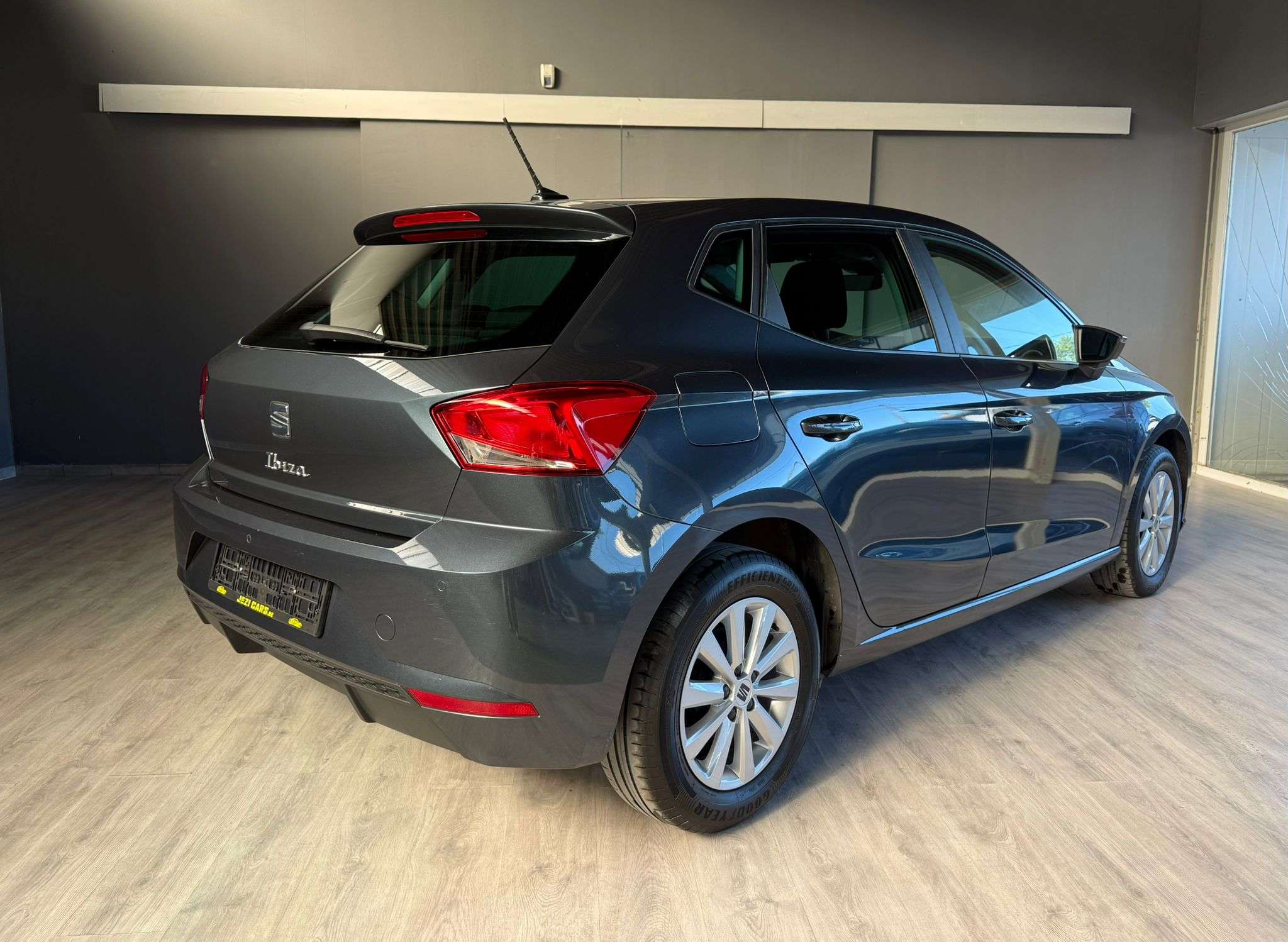 SEAT Ibiza Ibiza 1.0i MPI Reference