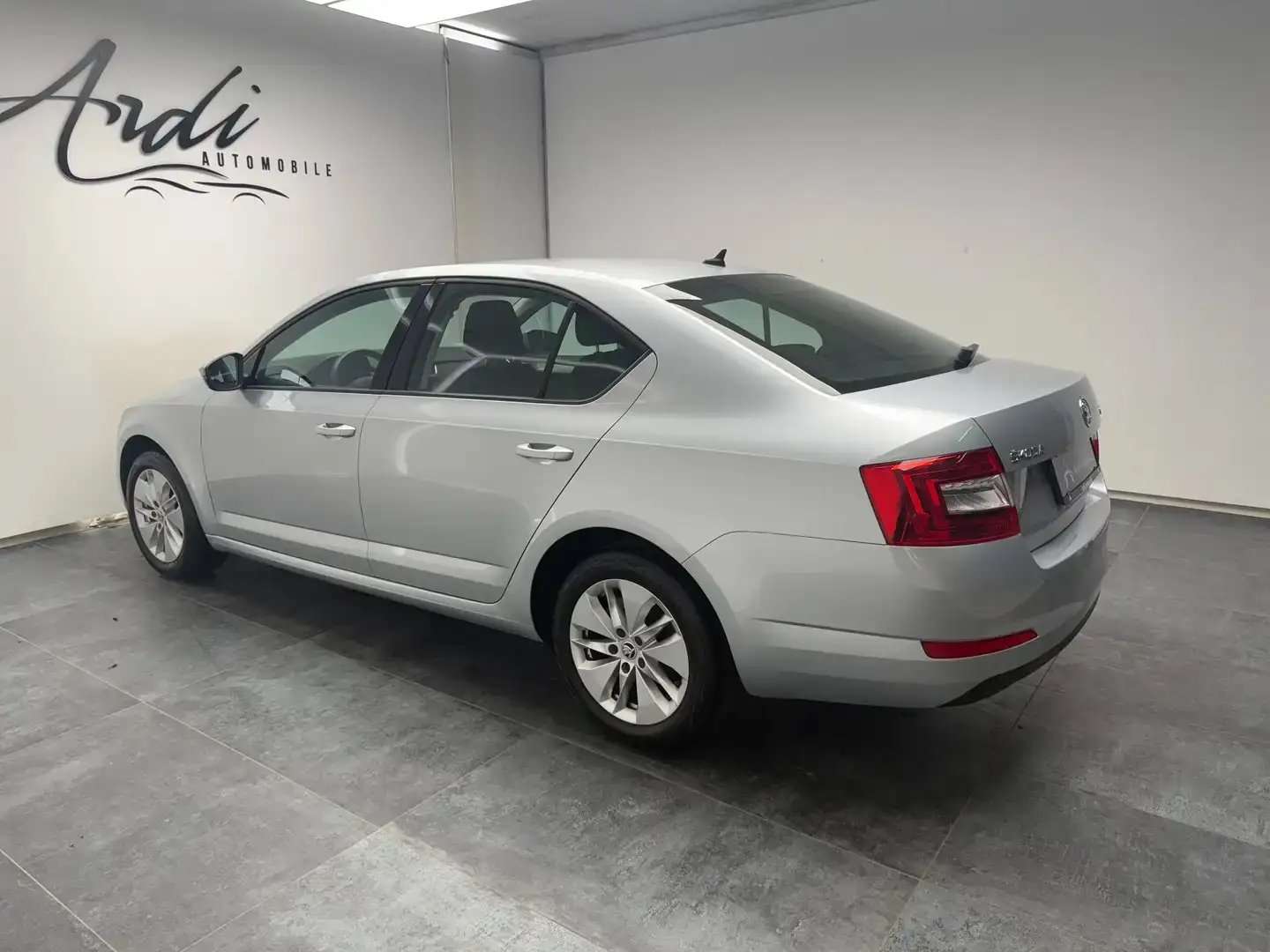 Skoda Octavia 1.2 TSI *CAPTEUR AR*AIRCO*1ER PROPRIO*GARANTIE*