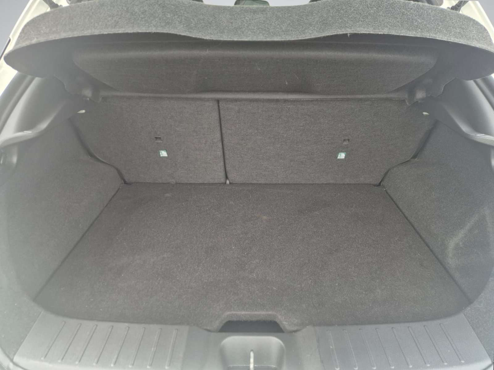 Nissan Juke 1.6i HYBRIDE 69 KW 2WD N-Connecta Xtronic / Carplay / Camera / Navigation / Garantie 12 Mois