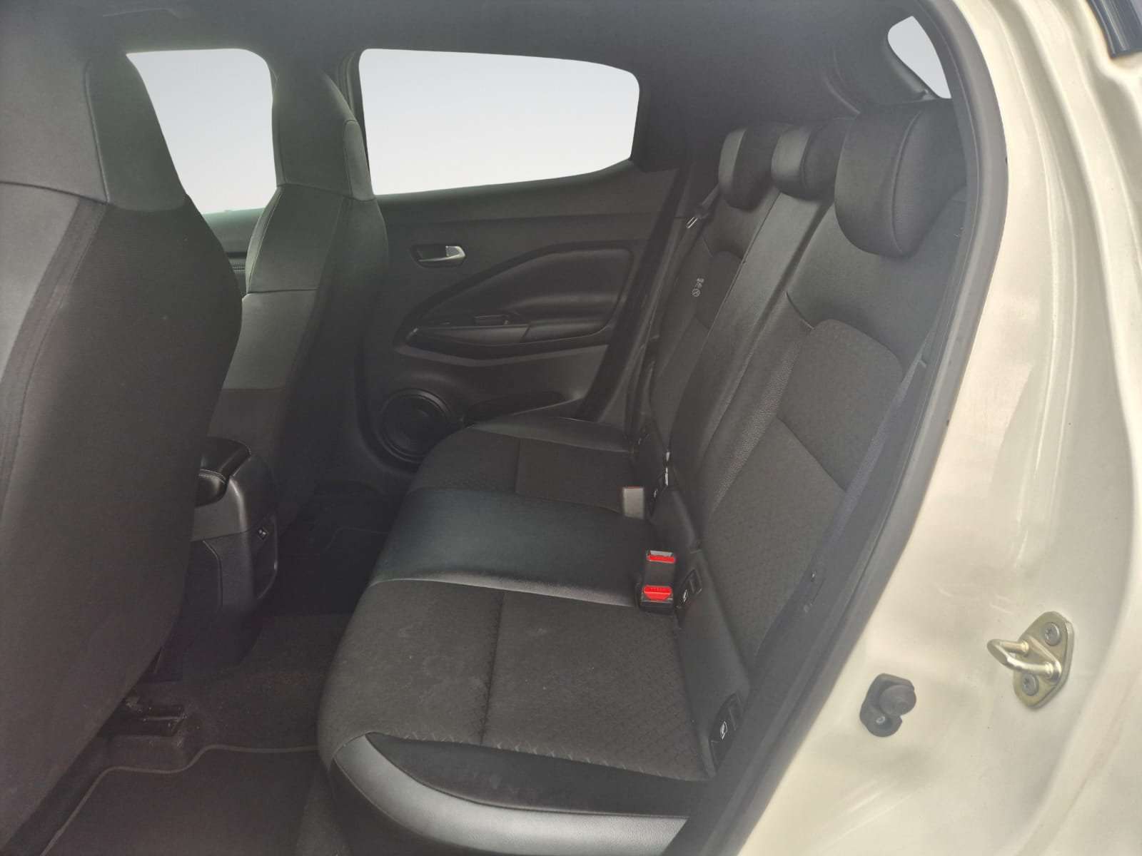 Nissan Juke 1.6i HYBRIDE 69 KW 2WD N-Connecta Xtronic / Carplay / Camera / Navigation / Garantie 12 Mois