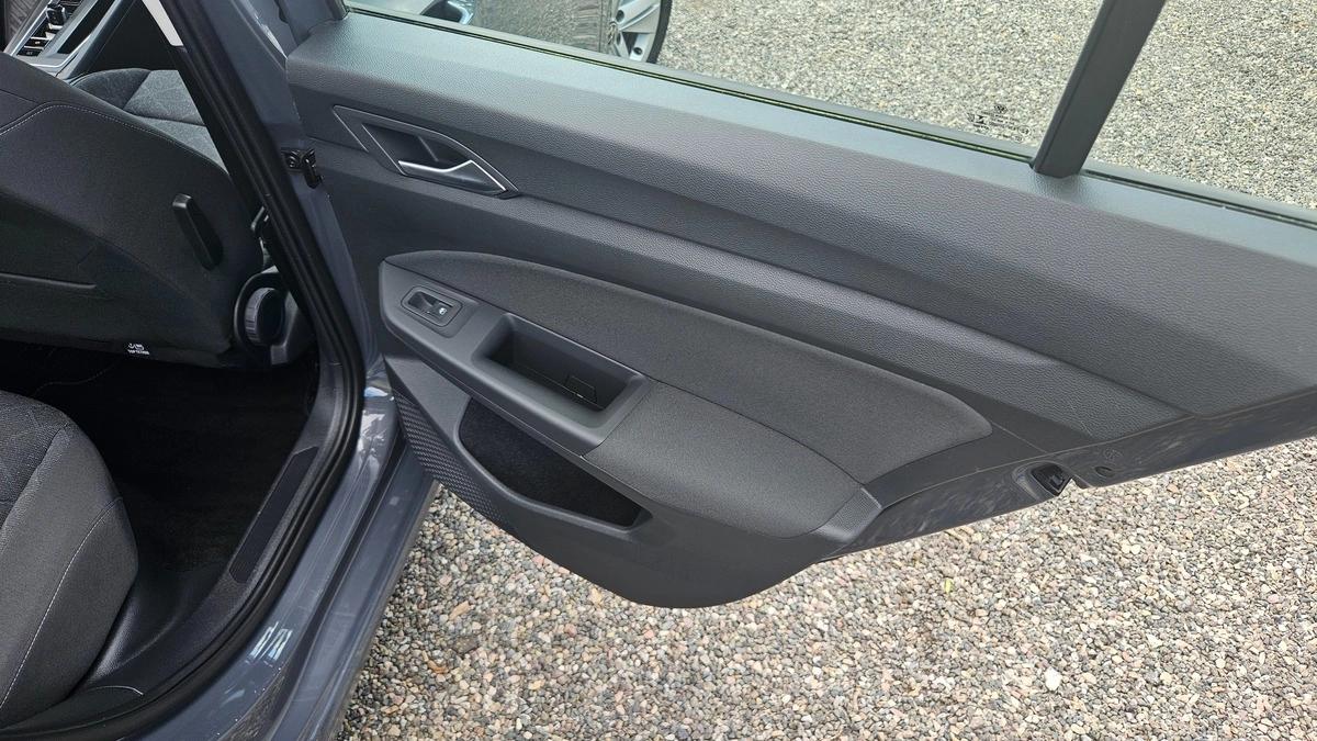 Volkswagen Golf 1.0 E-tsi 110cv DSG7 HYBRIDE 13325 Hors Taxes 1ère main