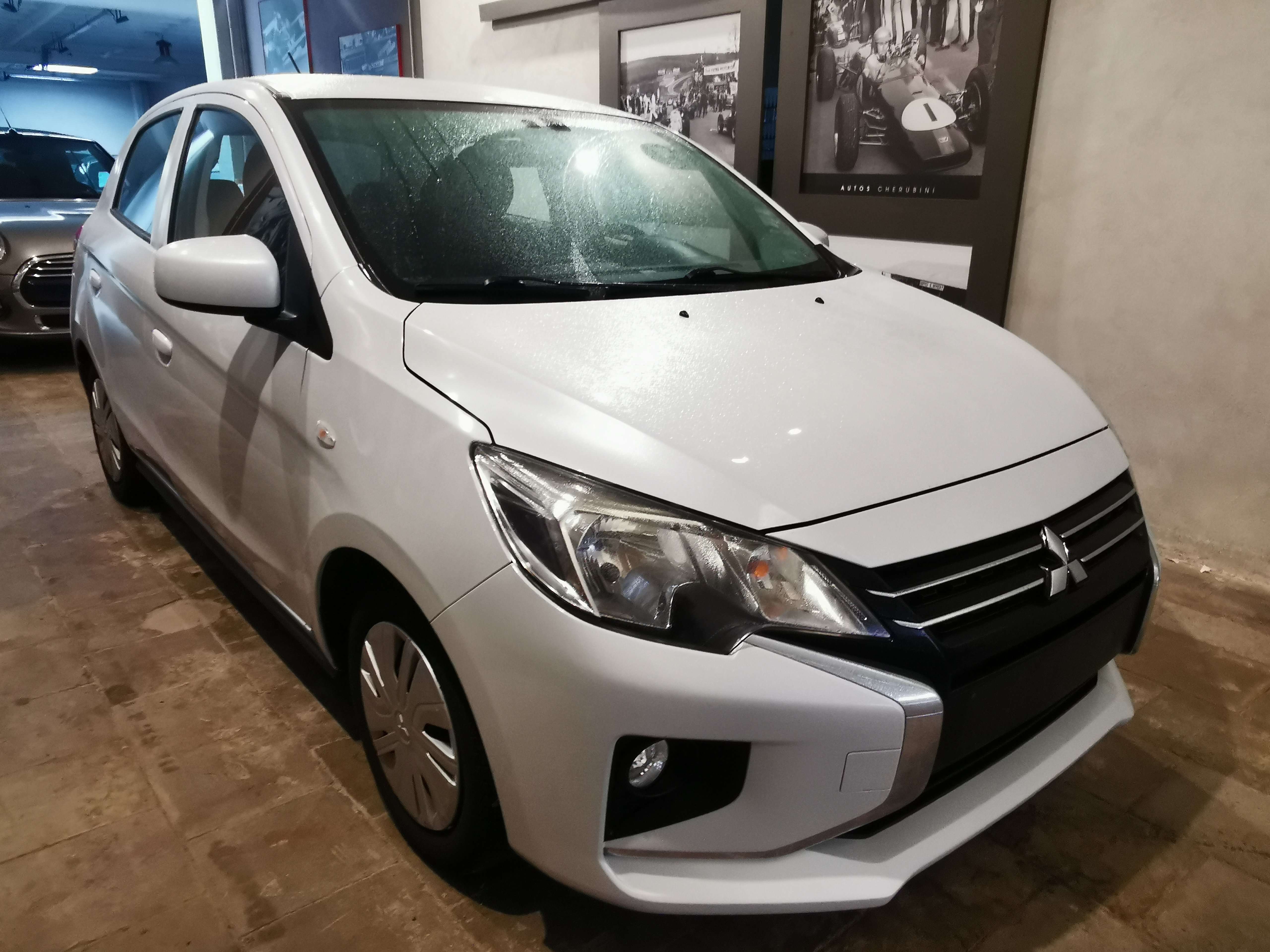 Mitsubishi Space Star Space Star 1.0i Inform