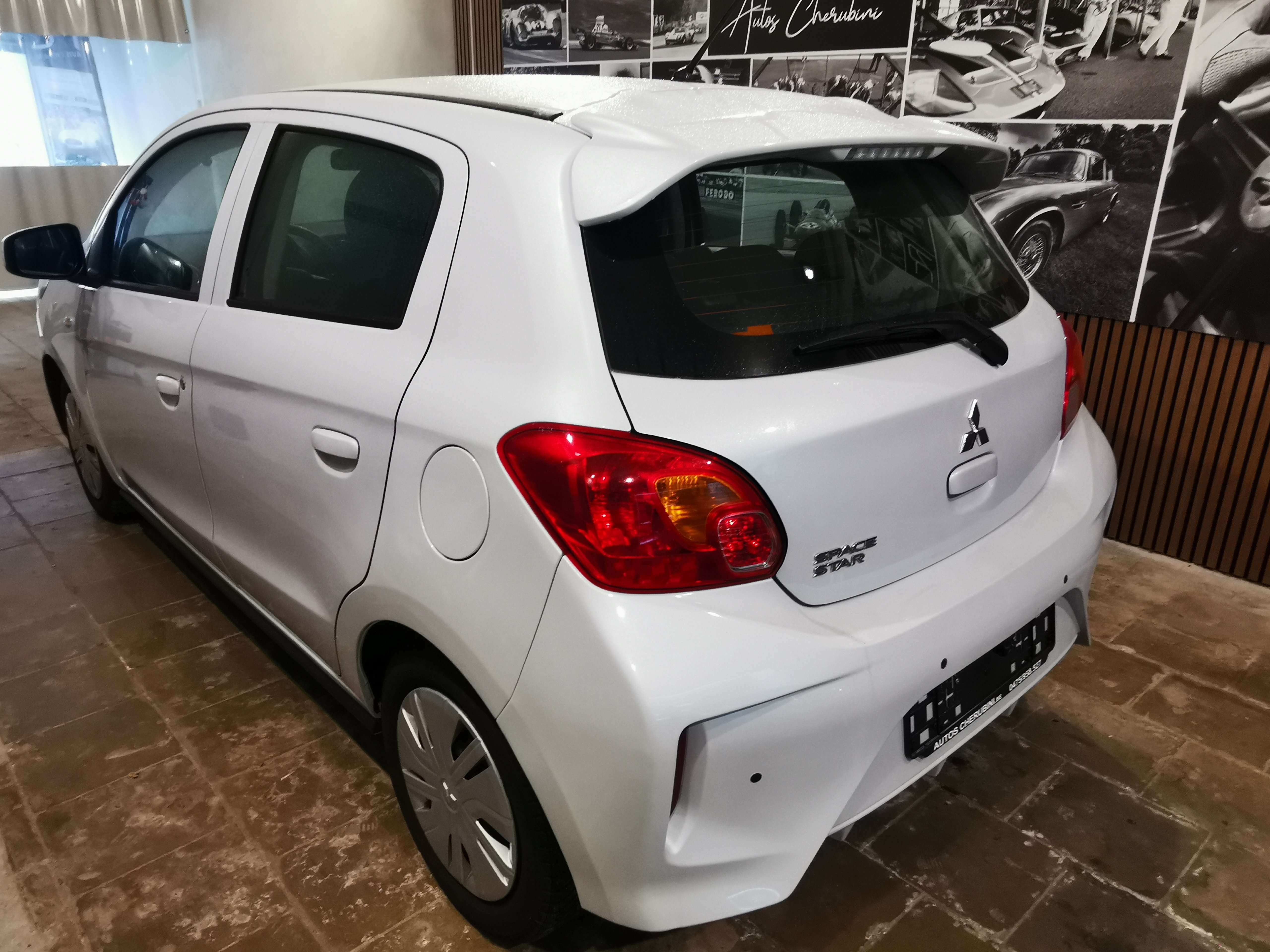 Mitsubishi Space Star Space Star 1.0i Inform