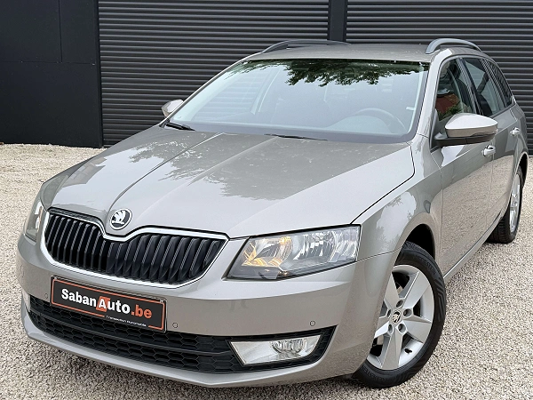 Skoda Octavia Octavia SW 1.6 CR TDi ° NAVI ° JANTES ° PDC ° 1e M