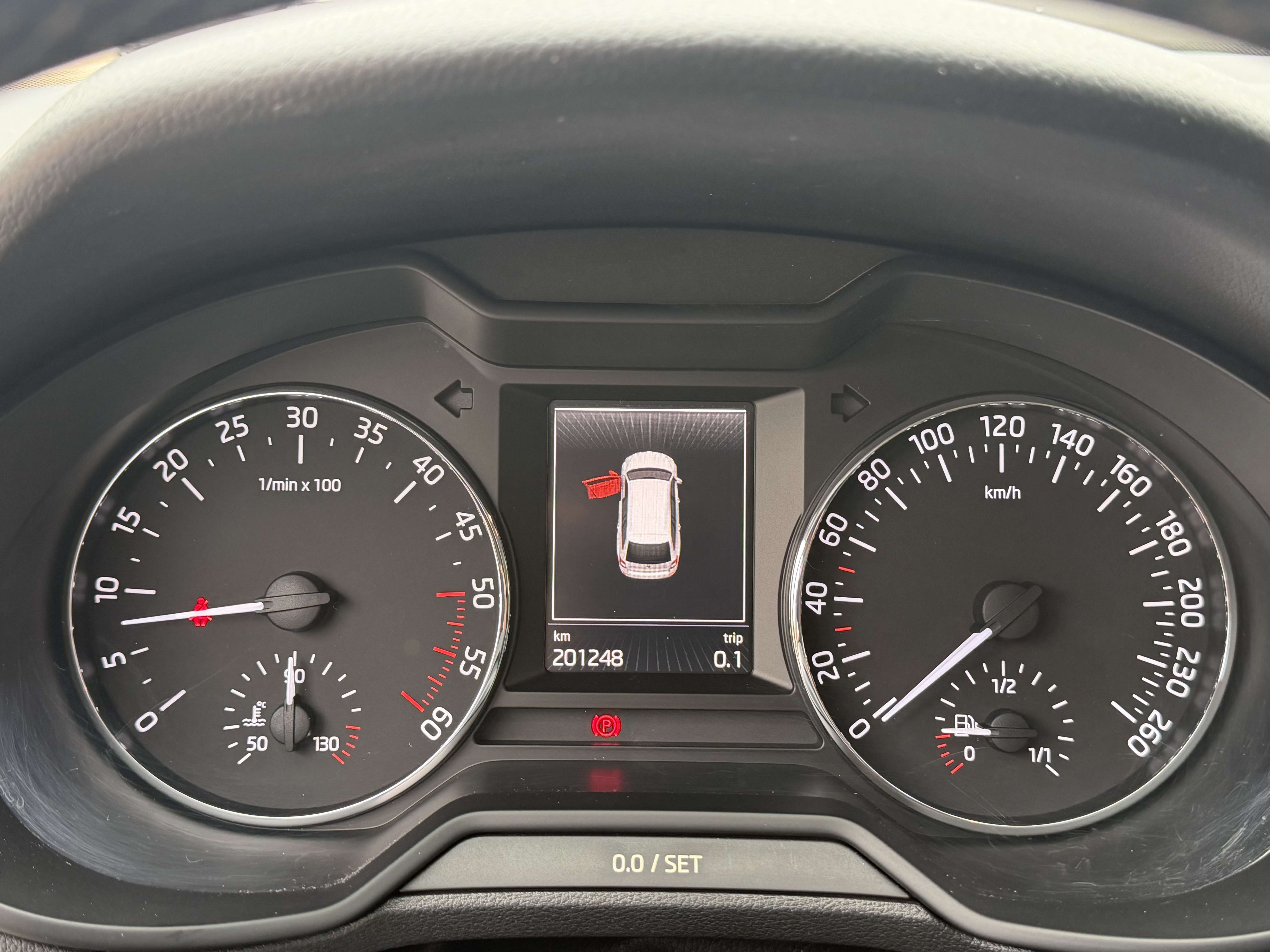 Skoda Octavia Octavia SW 1.6 CR TDi ° NAVI ° JANTES ° PDC ° 1e M