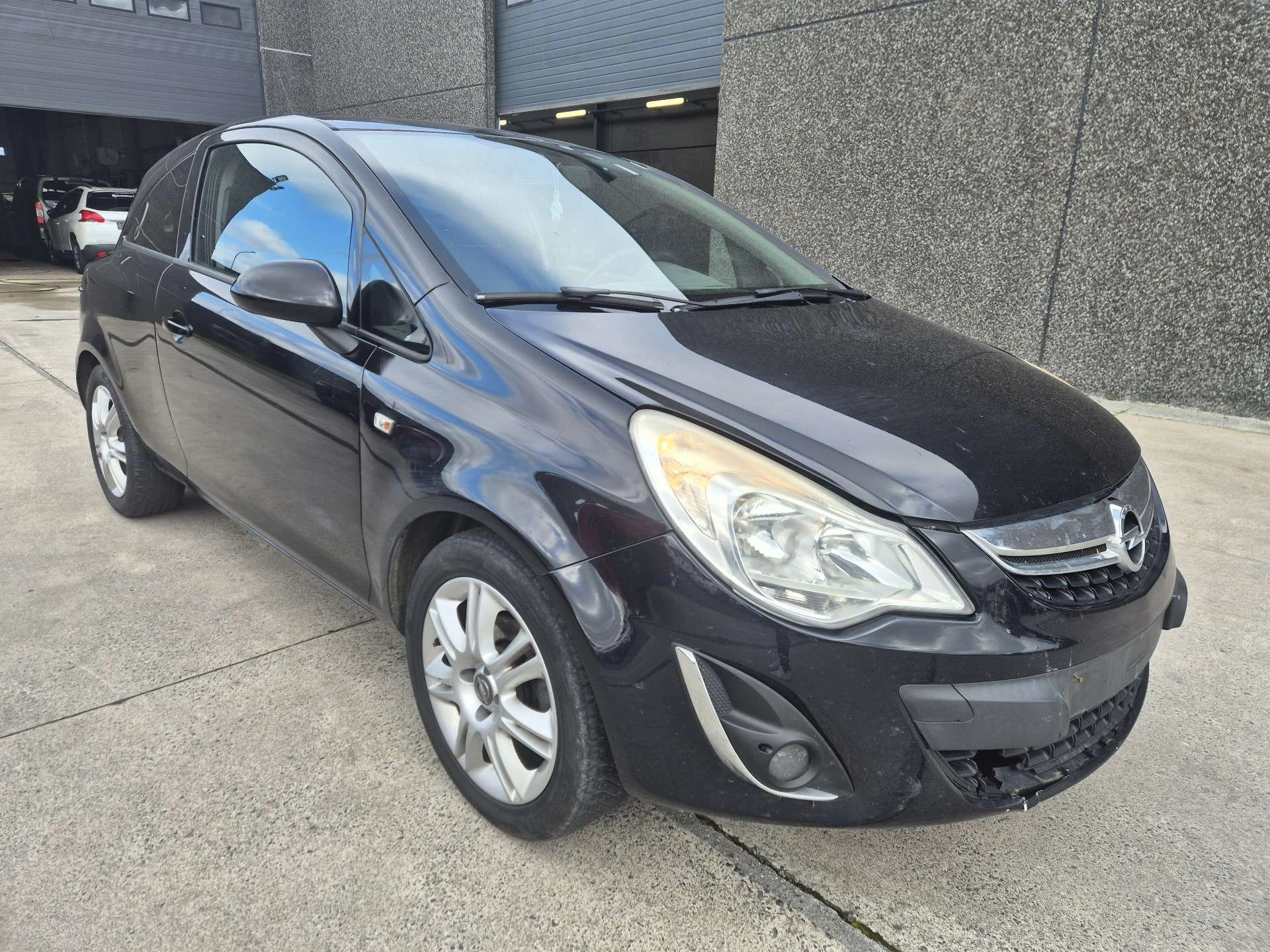Opel Corsa 1.2i Enjoy//SIEGE SPORT//MP3//MARCHAND OU EXPORT