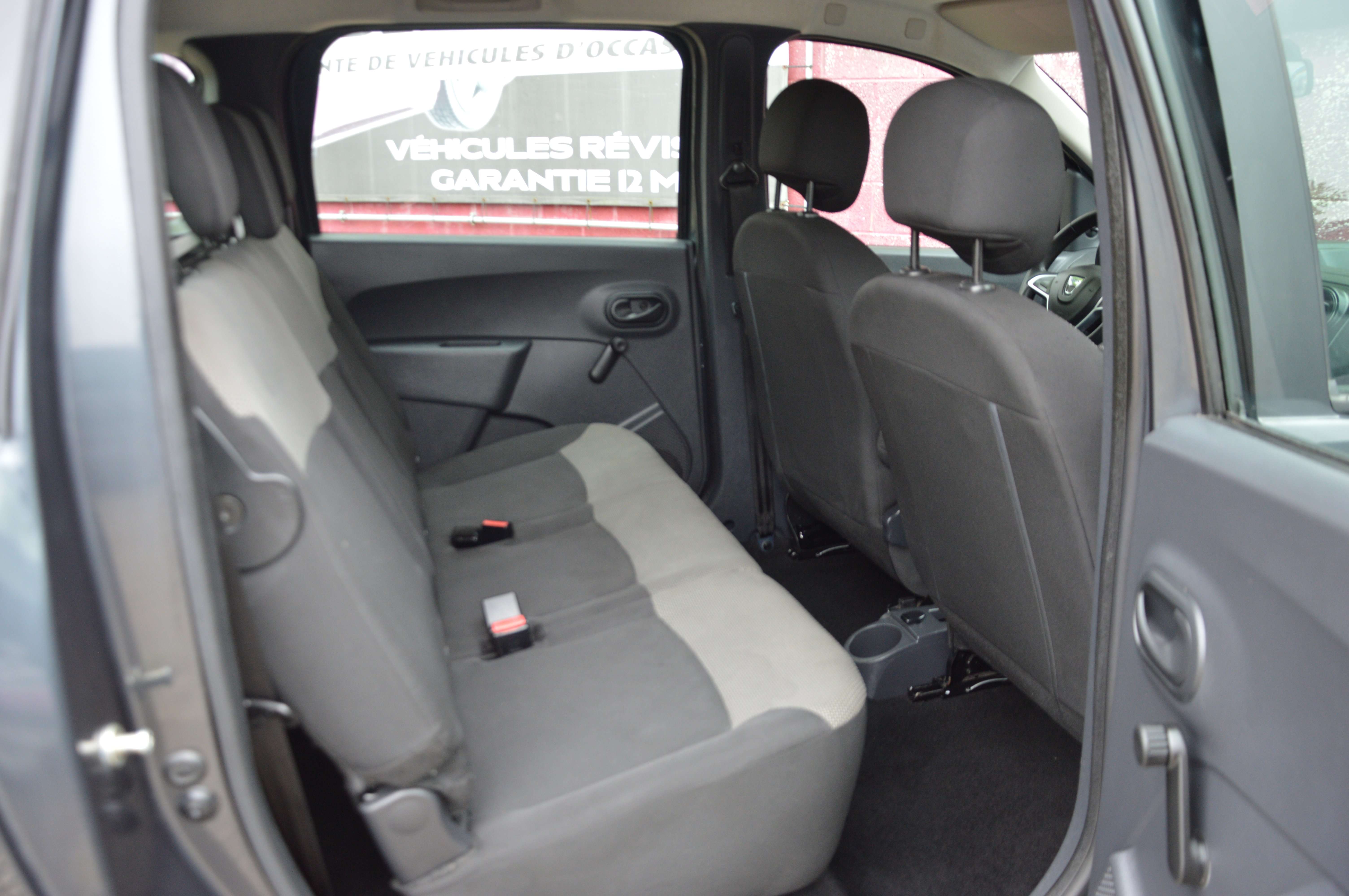Dacia Lodgy 1.6i Laureat 7pl SENS AV/AR CLIM 72.521KM