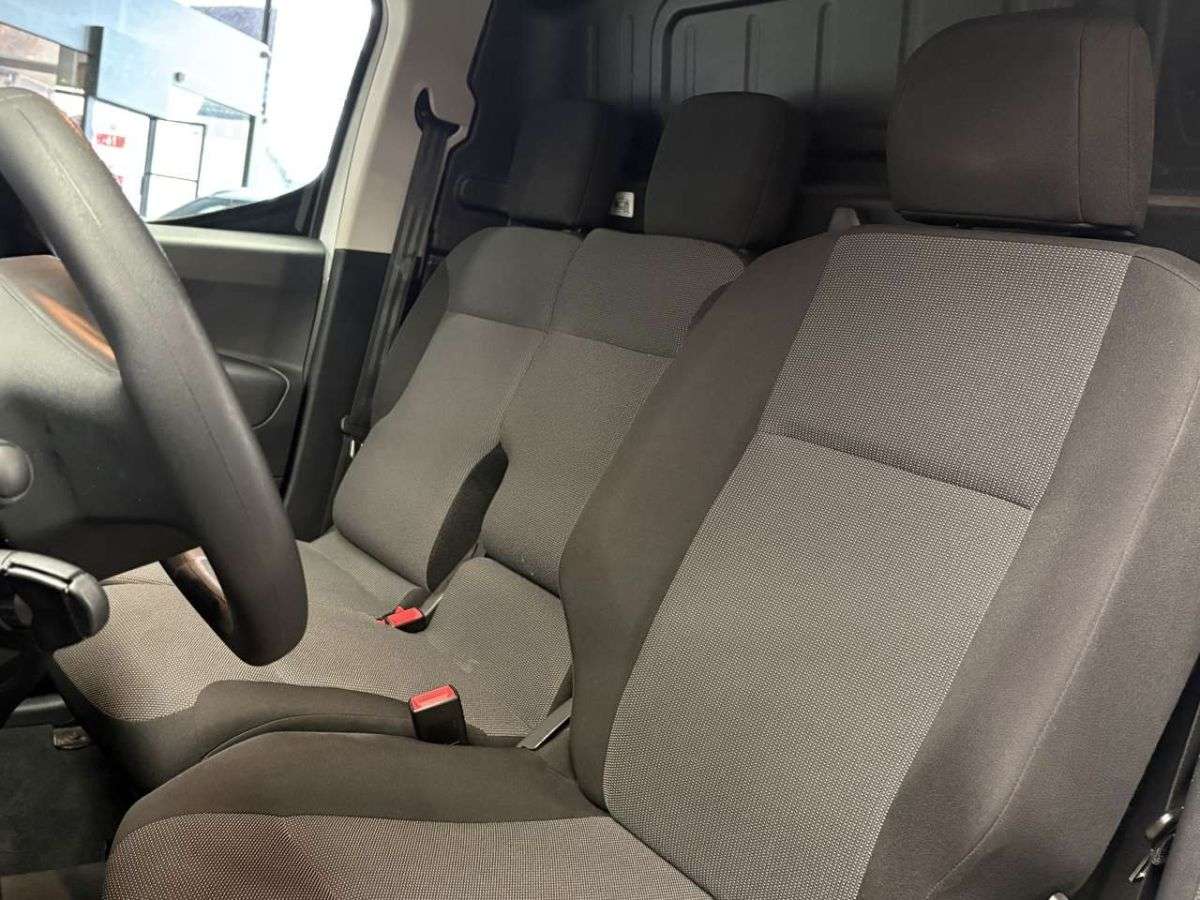 Peugeot Partner 1.5 HDi Airco/Pdc/Cruise/Bt *1j garantie*