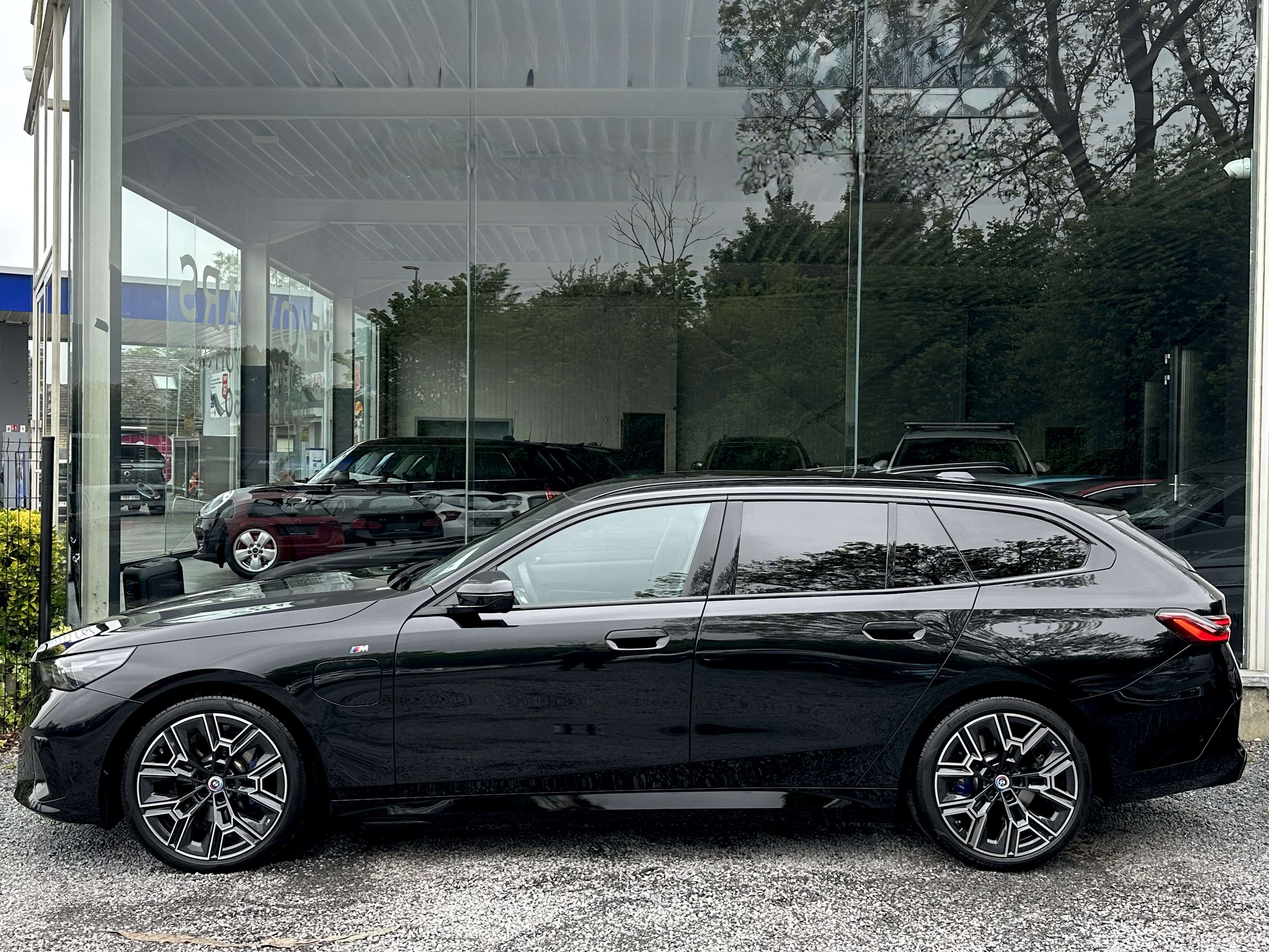 BMW 530 *PACK M PRO *PANO*CAM 360°*HEAD UP*GARANTIE BMW