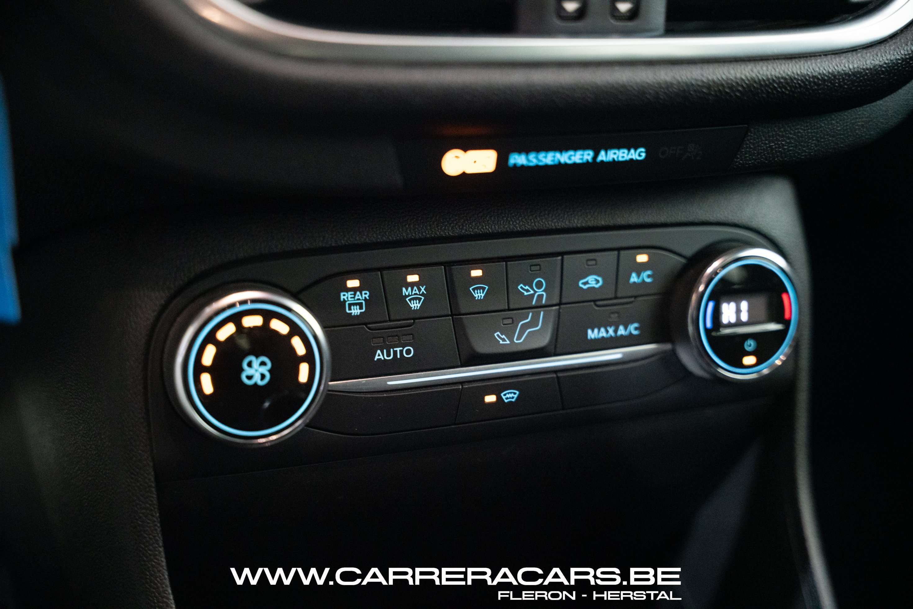 Ford Fiesta 1.0 EcoBoost Active 3*|CAMERA*NAVI*CUIR*CLIMA*ATTELAGE*CRUISE*LANE*GARANTIE*17"