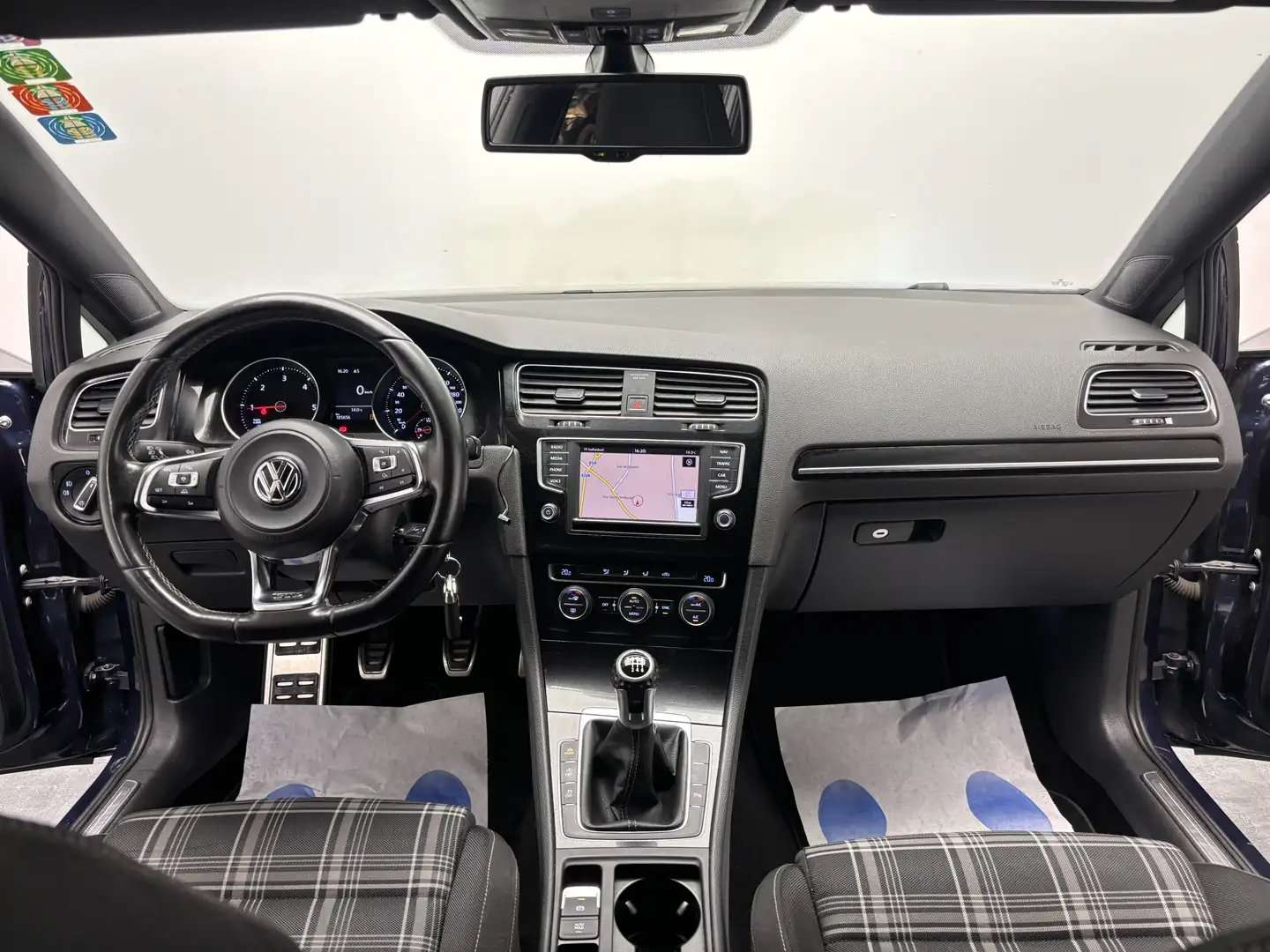 Volkswagen Golf GTD 2.0 TDi *TOIT OUV+PANO*LED*XENON*CAPTEUR*GARANTIE*