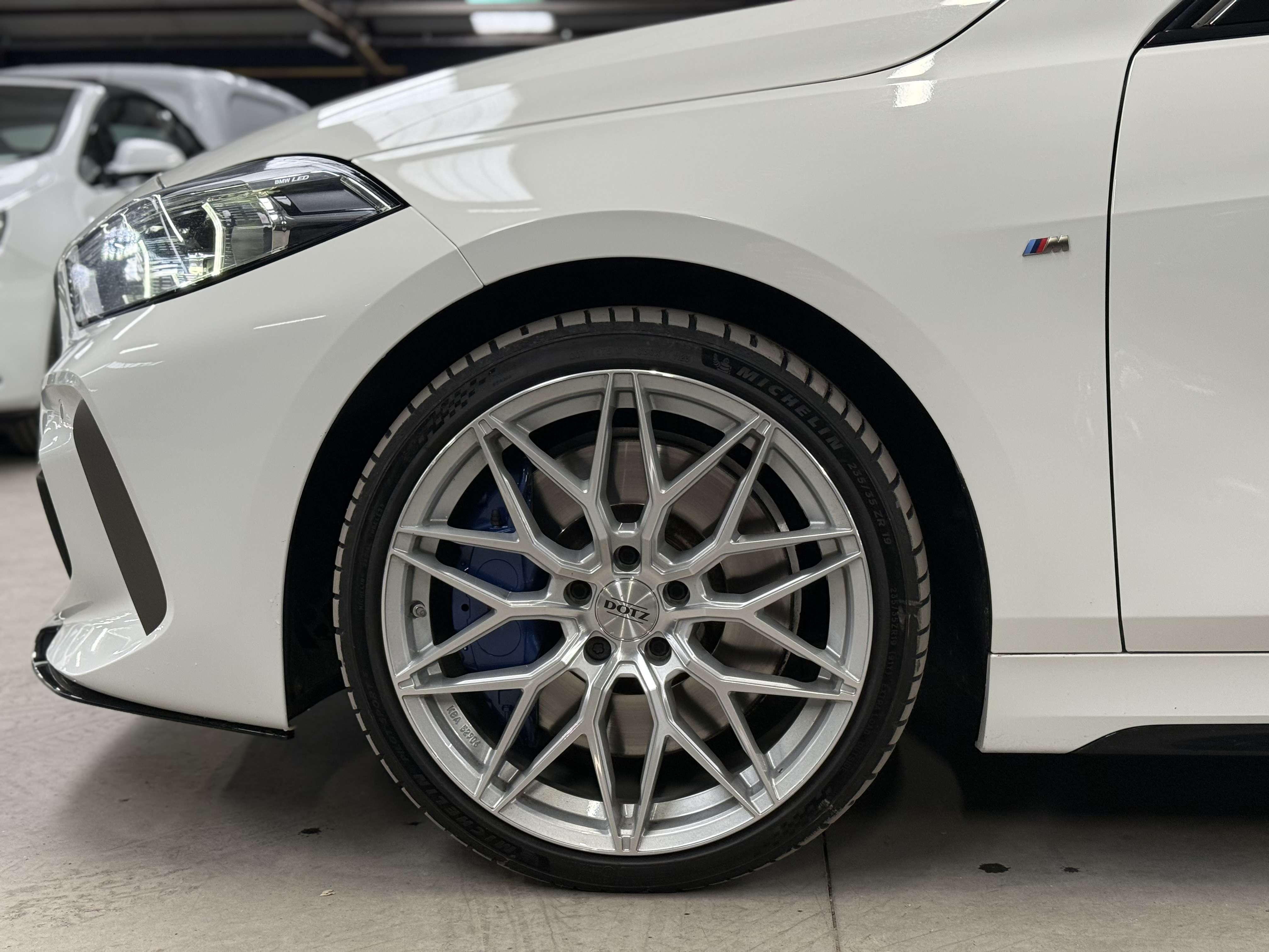BMW 135 M135i * XDRIVE * CARPLAY * COCKPIT * KEYLESS * LED