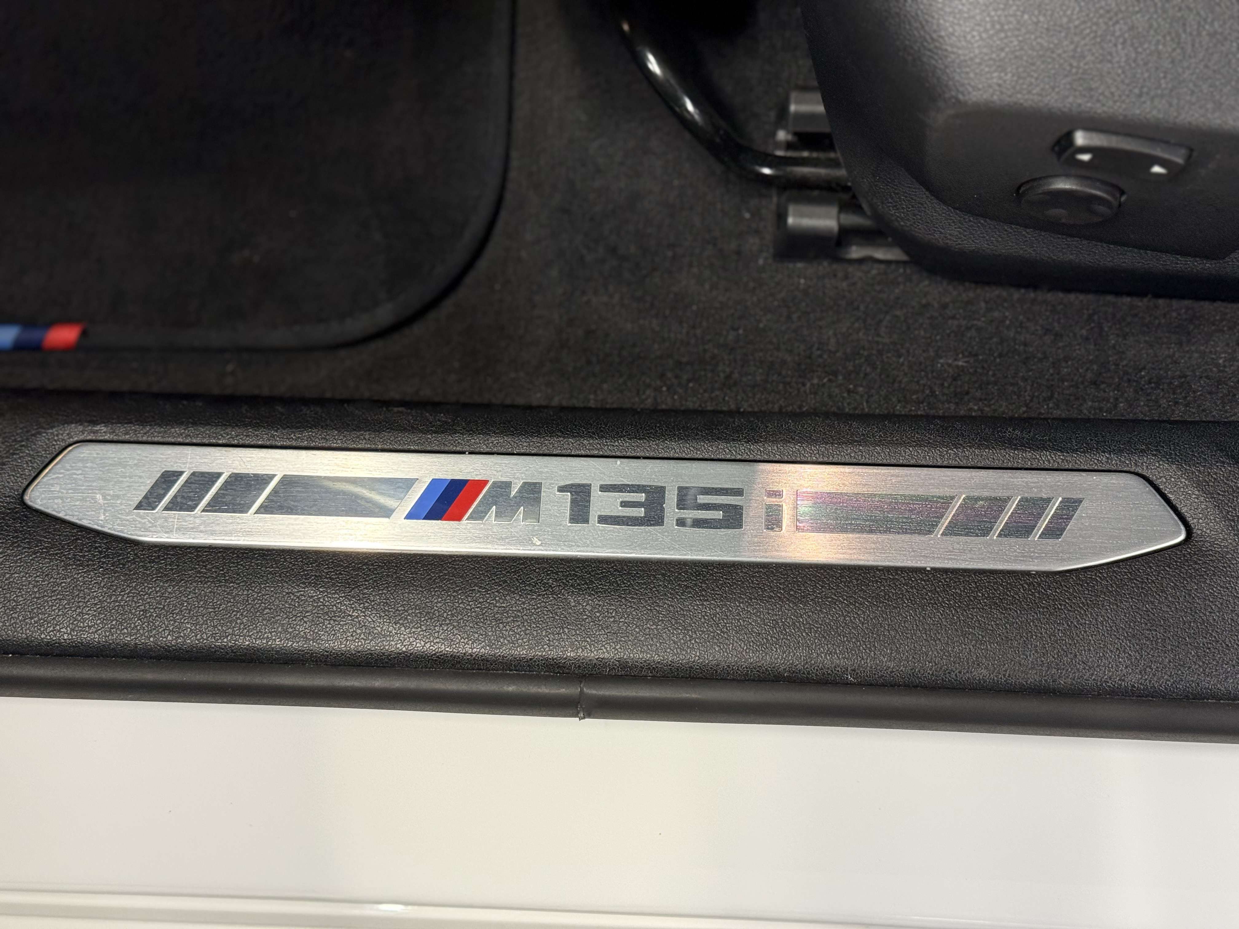 BMW 135 M135i * XDRIVE * CARPLAY * COCKPIT * KEYLESS * LED