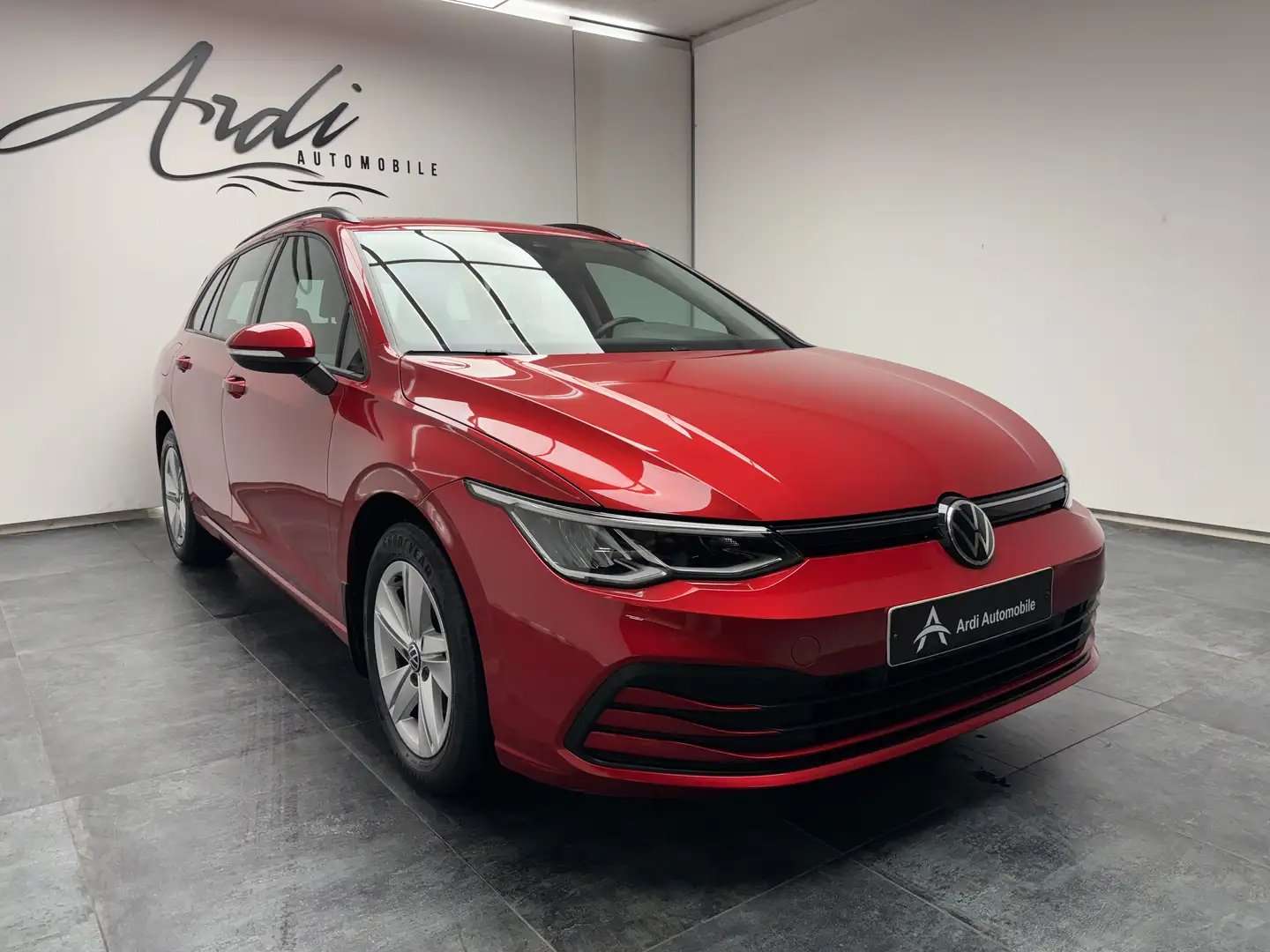 Volkswagen Golf Variant 1.0 eTSI DSG *CARPLAY*SIEGE CHAUFF*LED*GARANTIE*