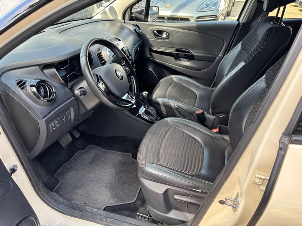 Renault Captur (2) 1.2 TCE 120 ENERGY INTENS EDC