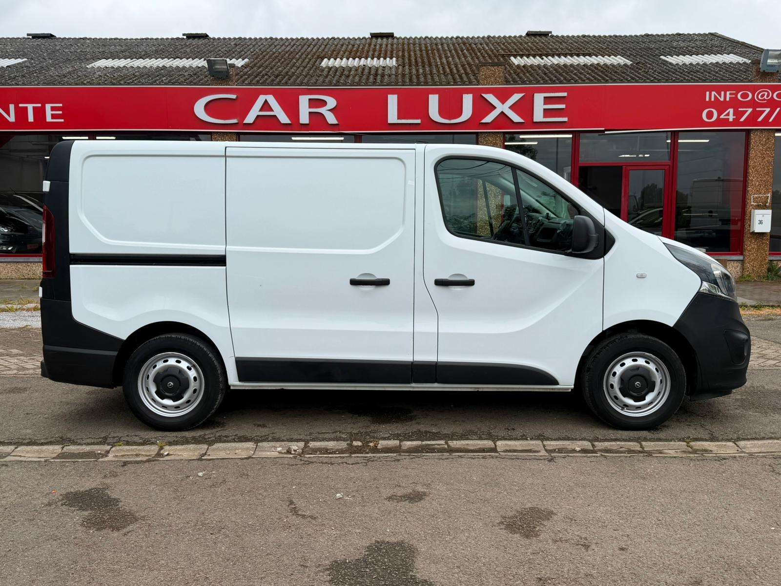 Opel Vivaro 1.6 CDTI 121CV  3PLACES TVA DEDUC