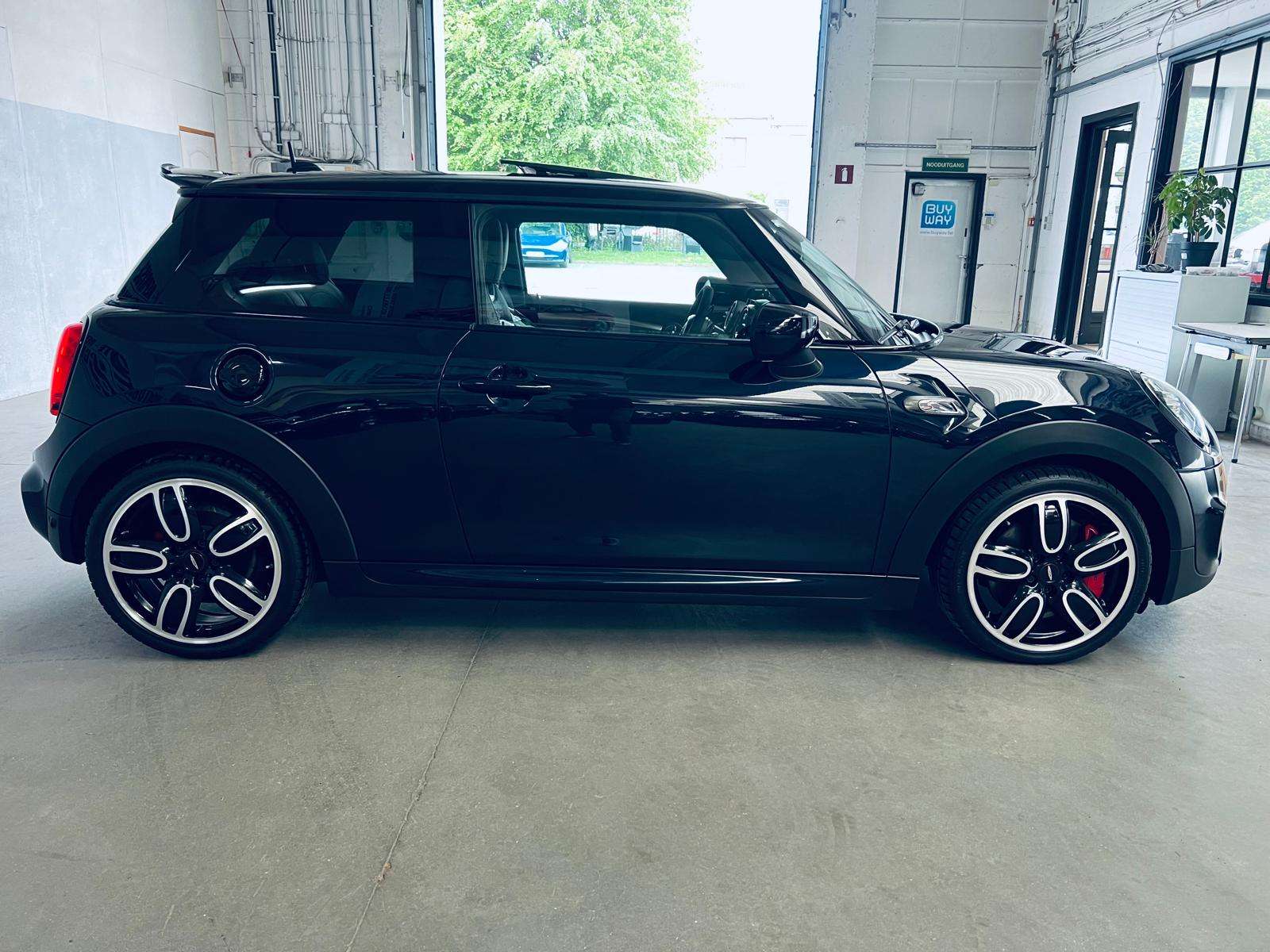 MINI Cooper S 2.0AS Cooper S JCW+NAVI+PANO+CARNET+GARANTIE