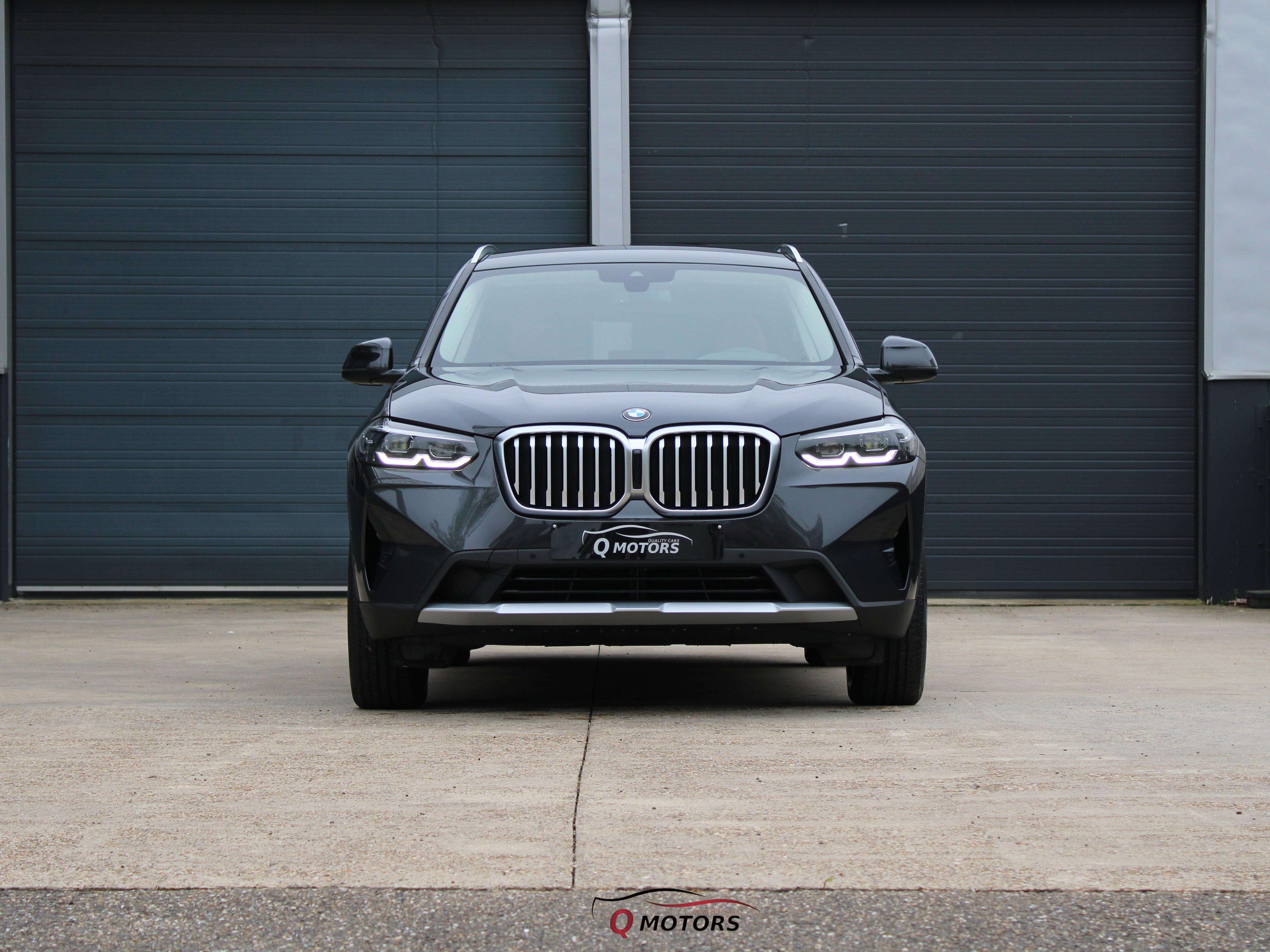 BMW X3 2.0iA xDrive20 MHEV/CARPLAY/LED/HUD/CAMERA/AMBIENT/1OWNER/COGNAC LEATHER