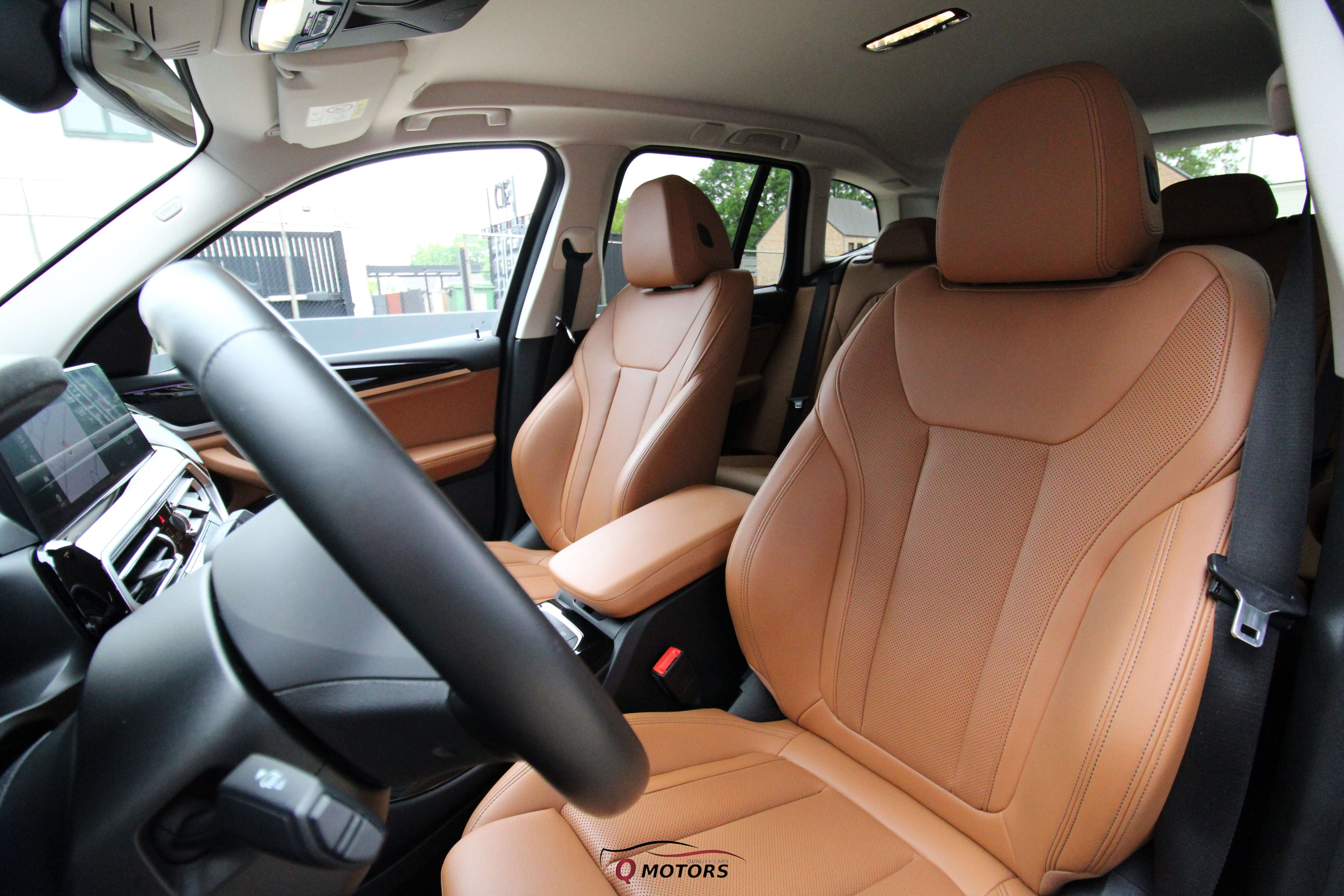 BMW X3 2.0iA xDrive20 MHEV/CARPLAY/LED/HUD/CAMERA/AMBIENT/1OWNER/COGNAC LEATHER