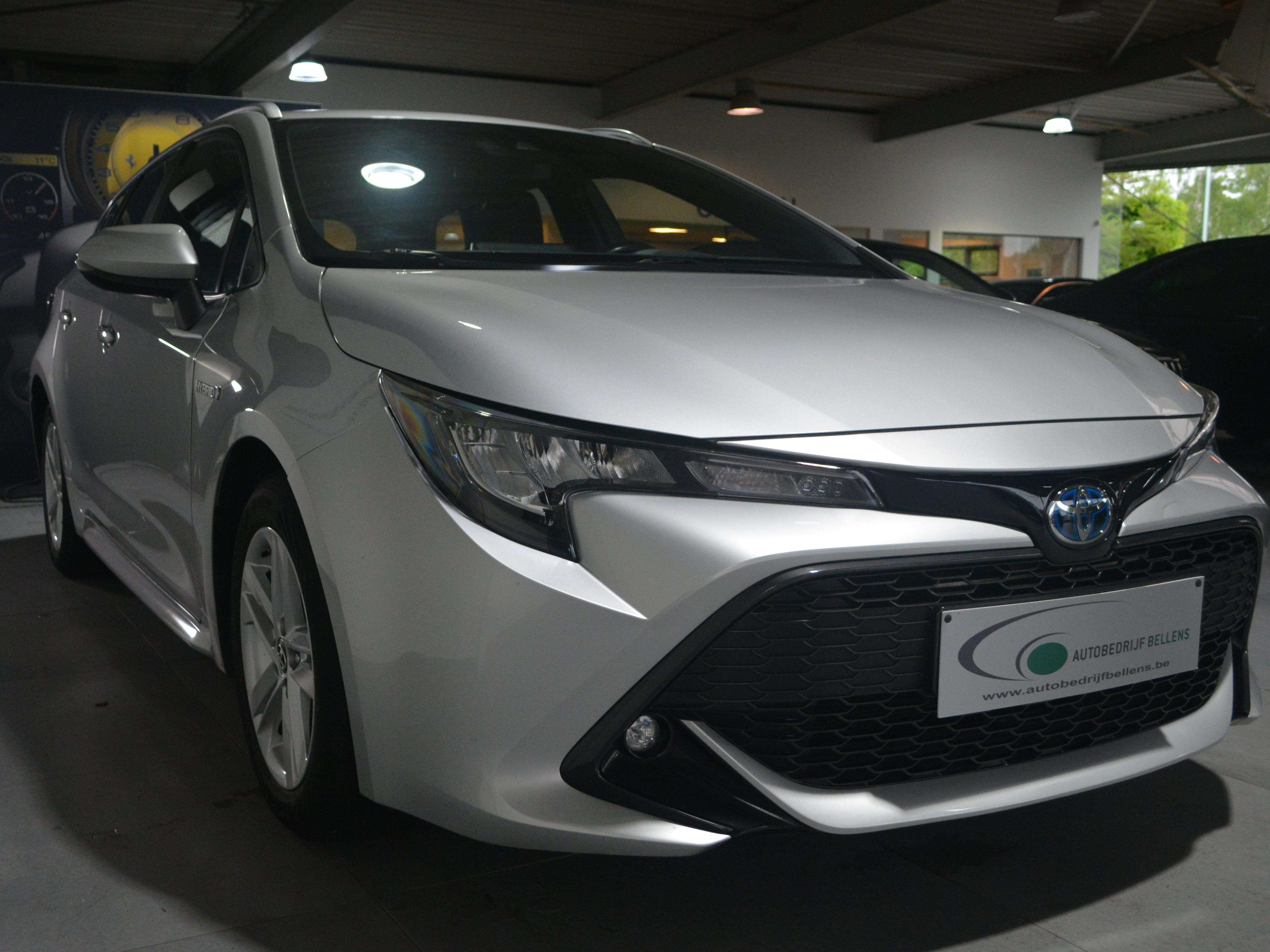 Toyota Corolla Corolla SW Hybrid 1.8 Dynamic Plus e-CVT  / NAVIGATIE + CAMERA