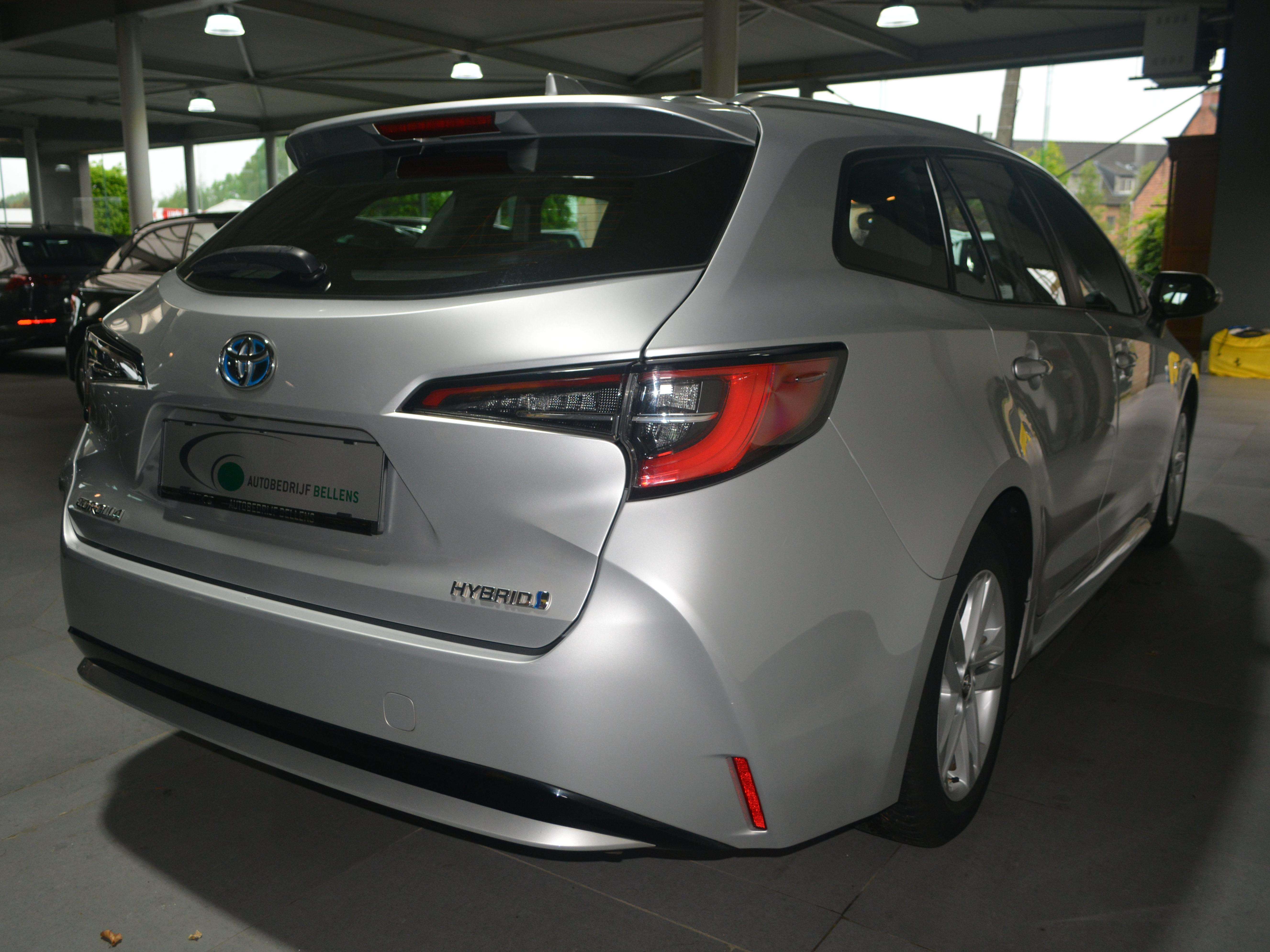 Toyota Corolla Corolla SW Hybrid 1.8 Dynamic Plus e-CVT  / NAVIGATIE + CAMERA