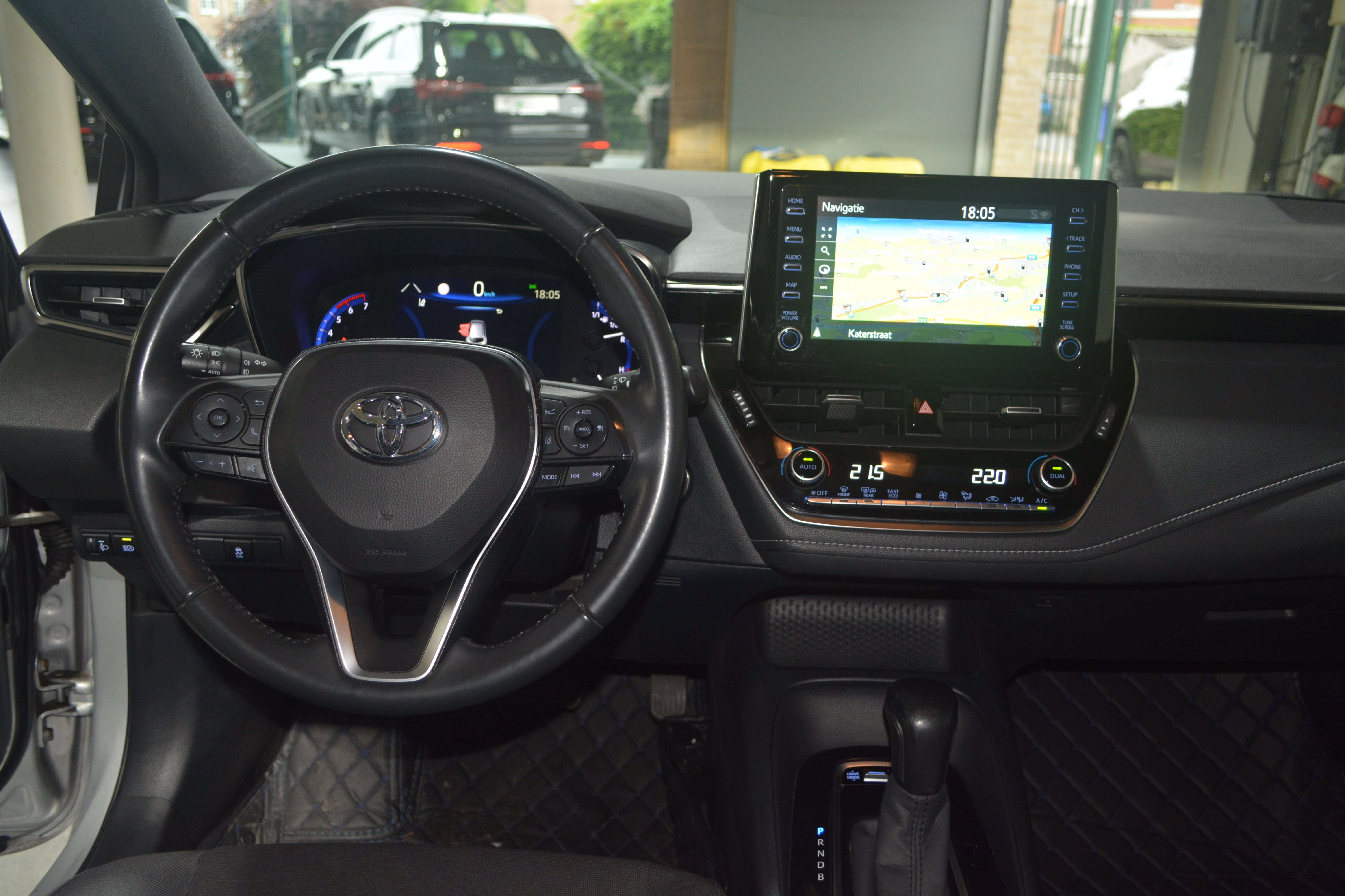 Toyota Corolla Corolla SW Hybrid 1.8 Dynamic Plus e-CVT  / NAVIGATIE + CAMERA