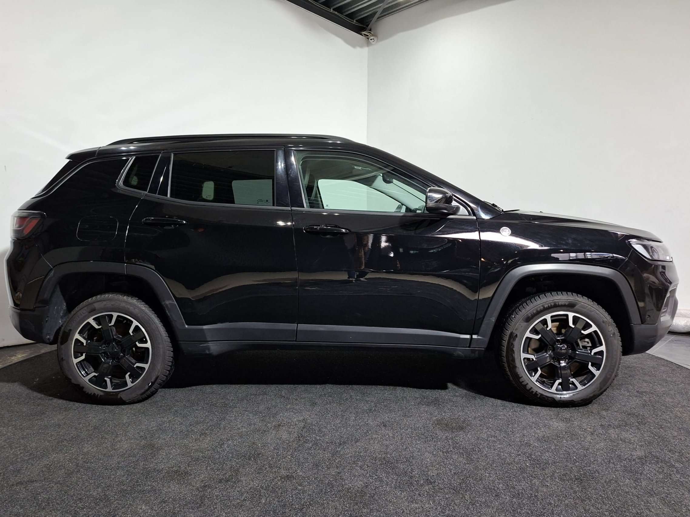 Jeep Compass Compass PHEV 1.3 Trailhawk 2 JAAR GRATIS ONDERHOUD I 1 JAAR GARANTIE I AUTOMAAT I CAMERA I
