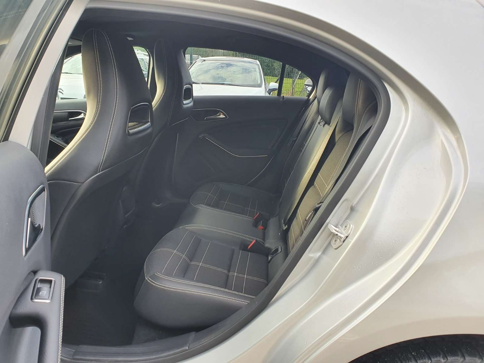 Mercedes-Benz A 200 🟢DIESEL 136CV PACK SPORT | TOIT OUVRANT | GPS