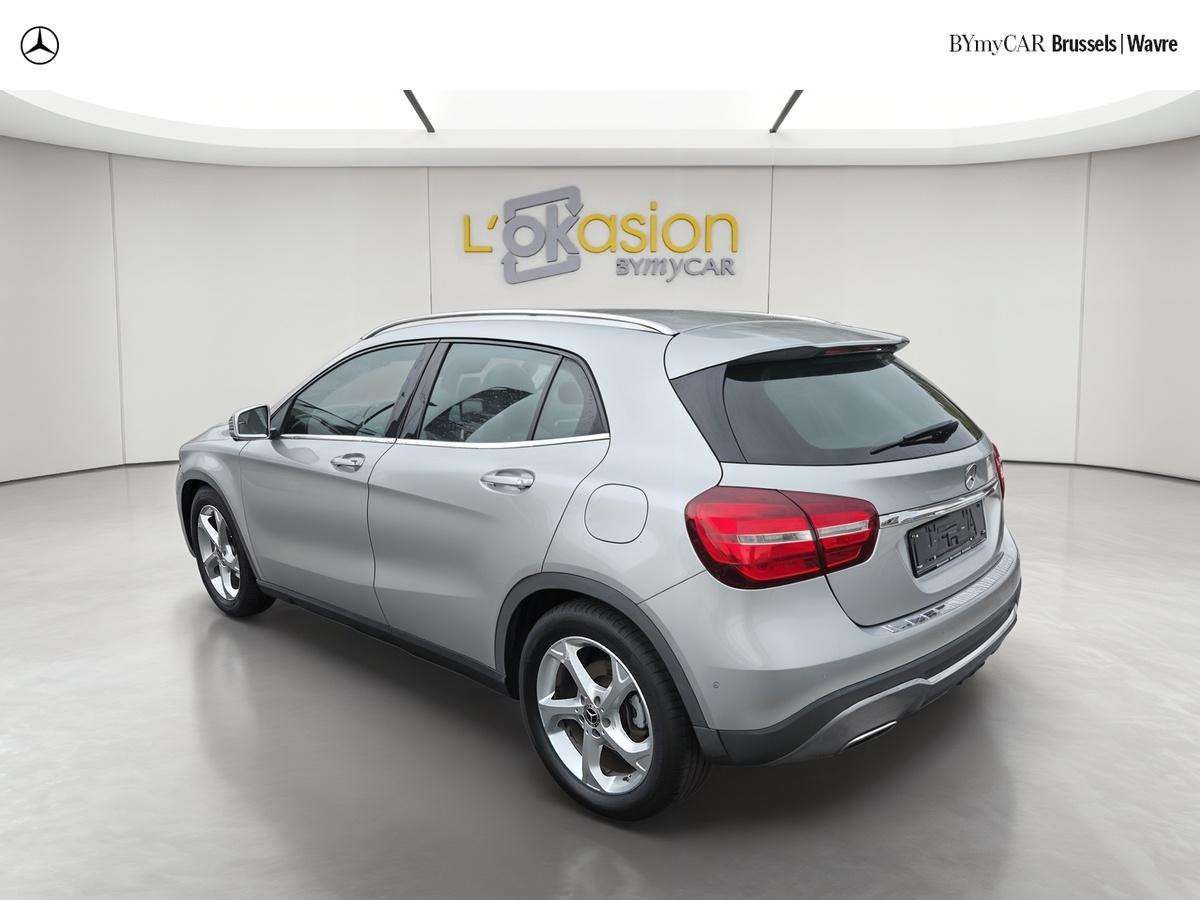 Mercedes-Benz GLA 180 GLA Business Solution Auto